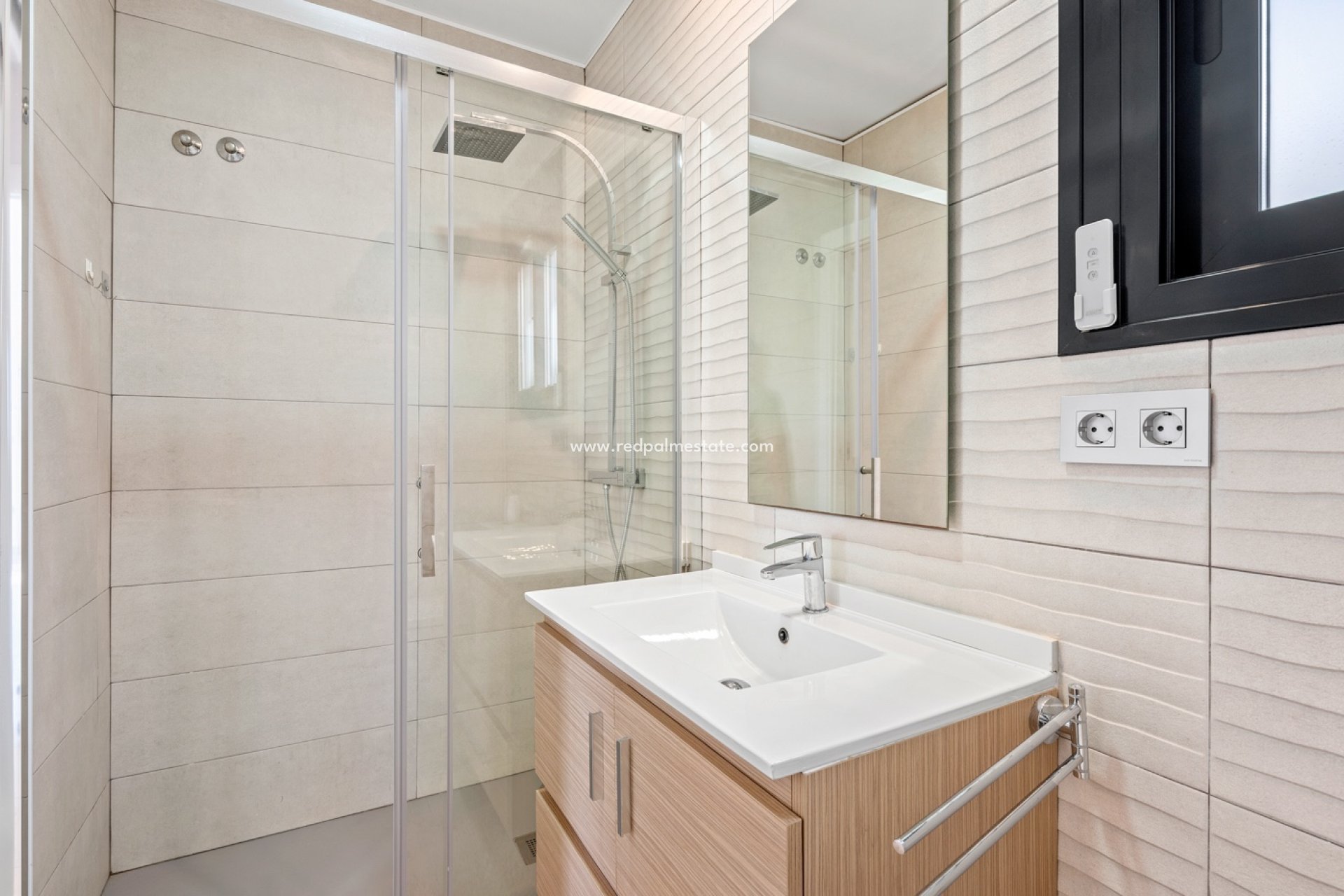 Resale - Villa -
Los Alczares - Los Alcazares