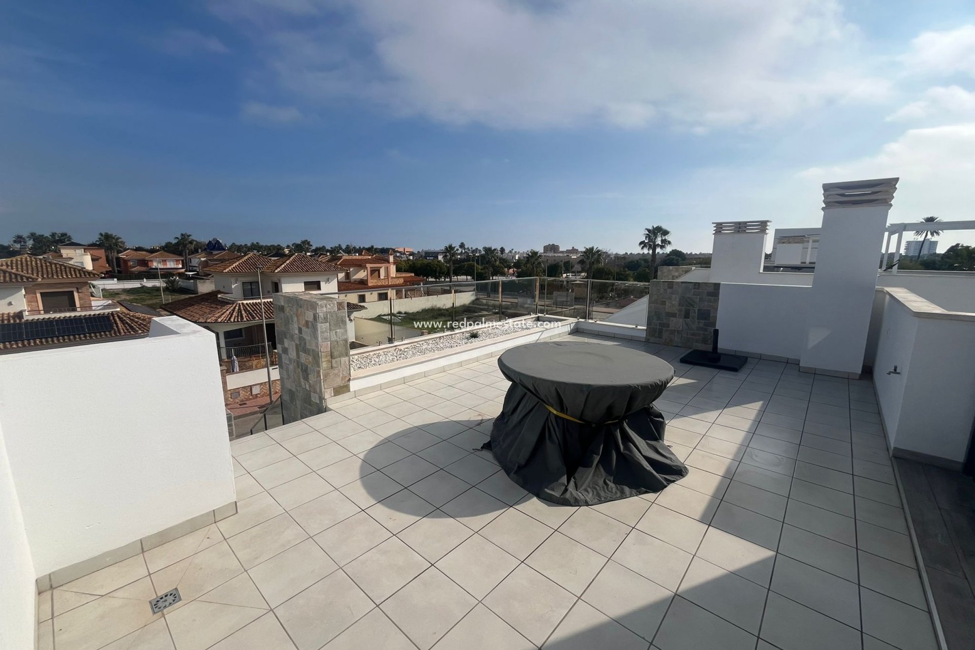 Resale - Villa -
Los Alczares - Los Alcazares