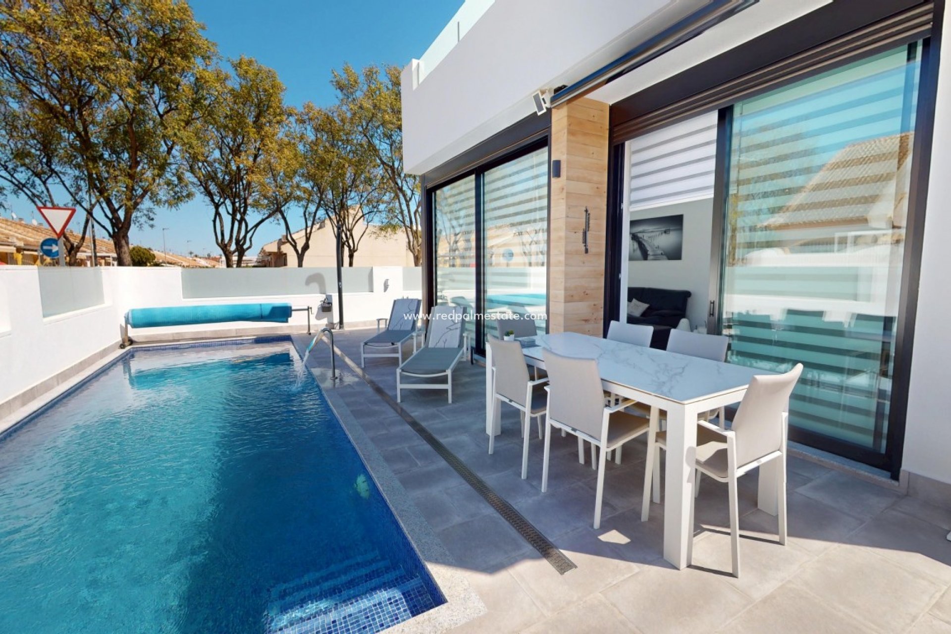 Resale - Villa -
Los Alczares - Los Alcazares