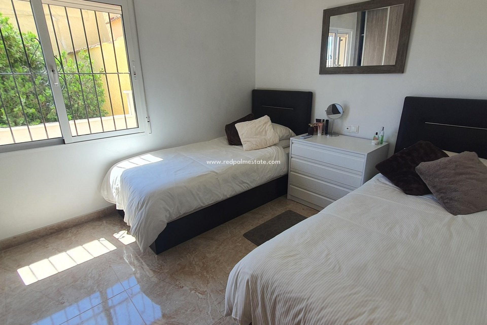 Resale - Villa -
Los Balcones - Costa Blanca