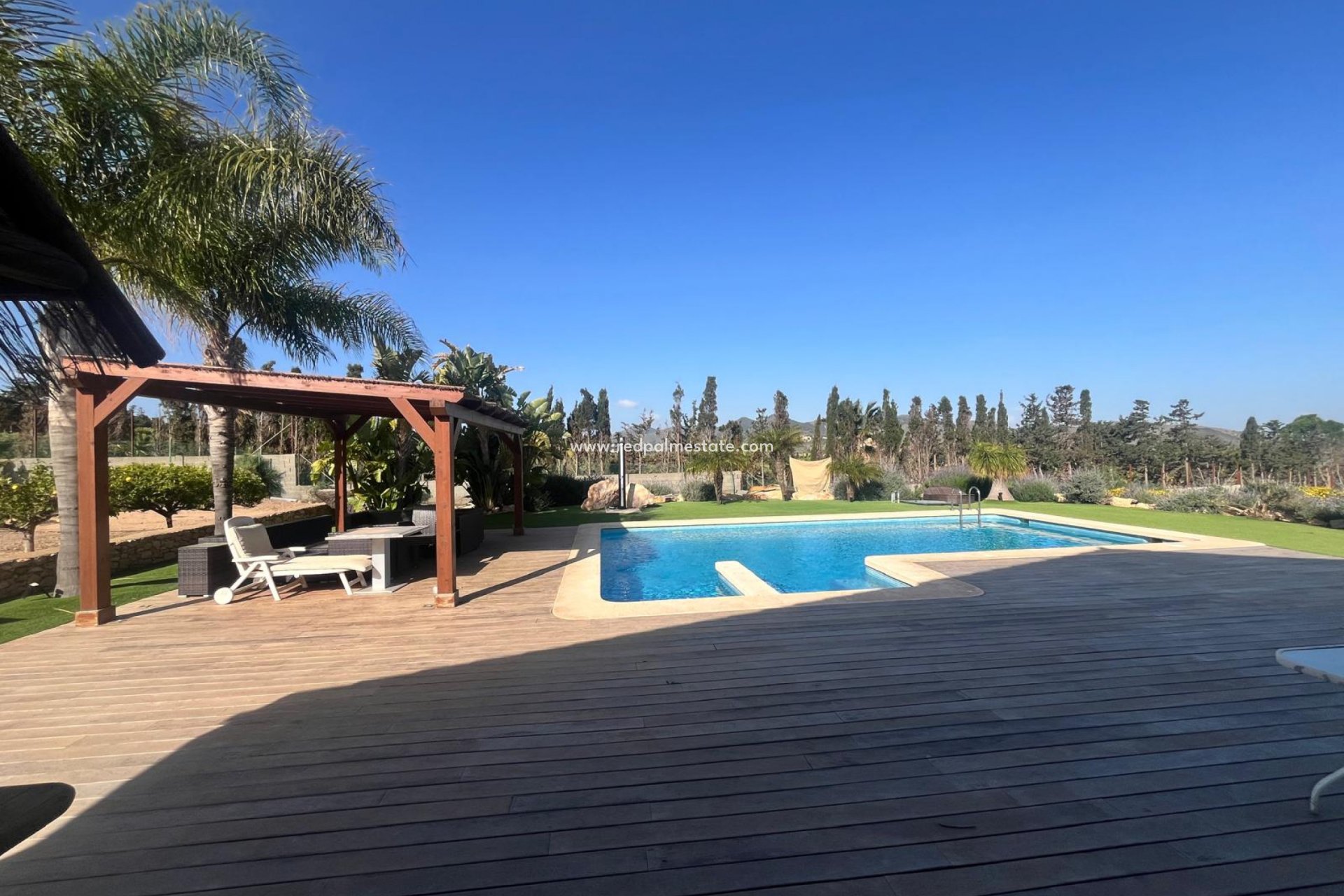Resale - Villa -
Los Belones - Inland