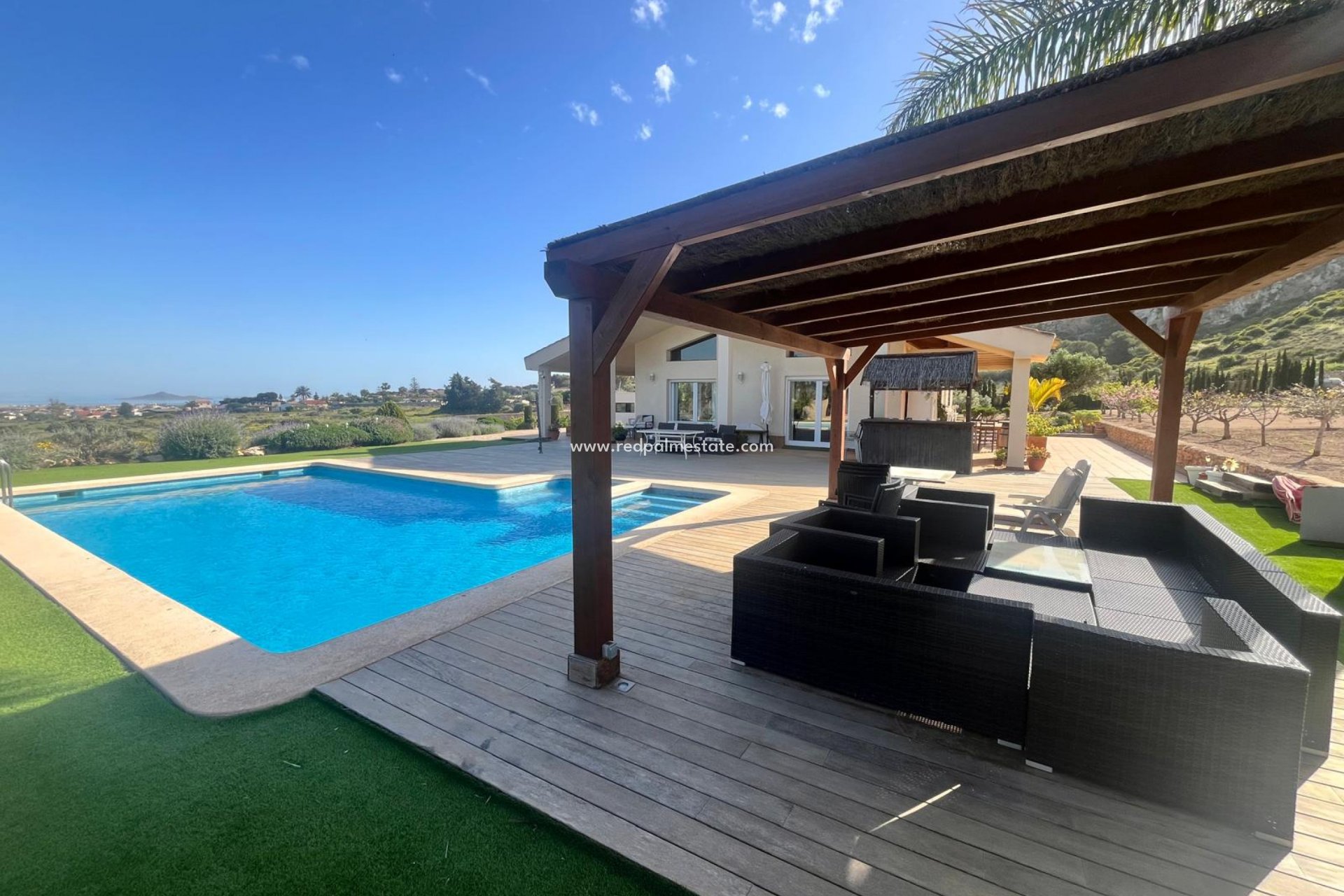 Resale - Villa -
Los Belones - Inland