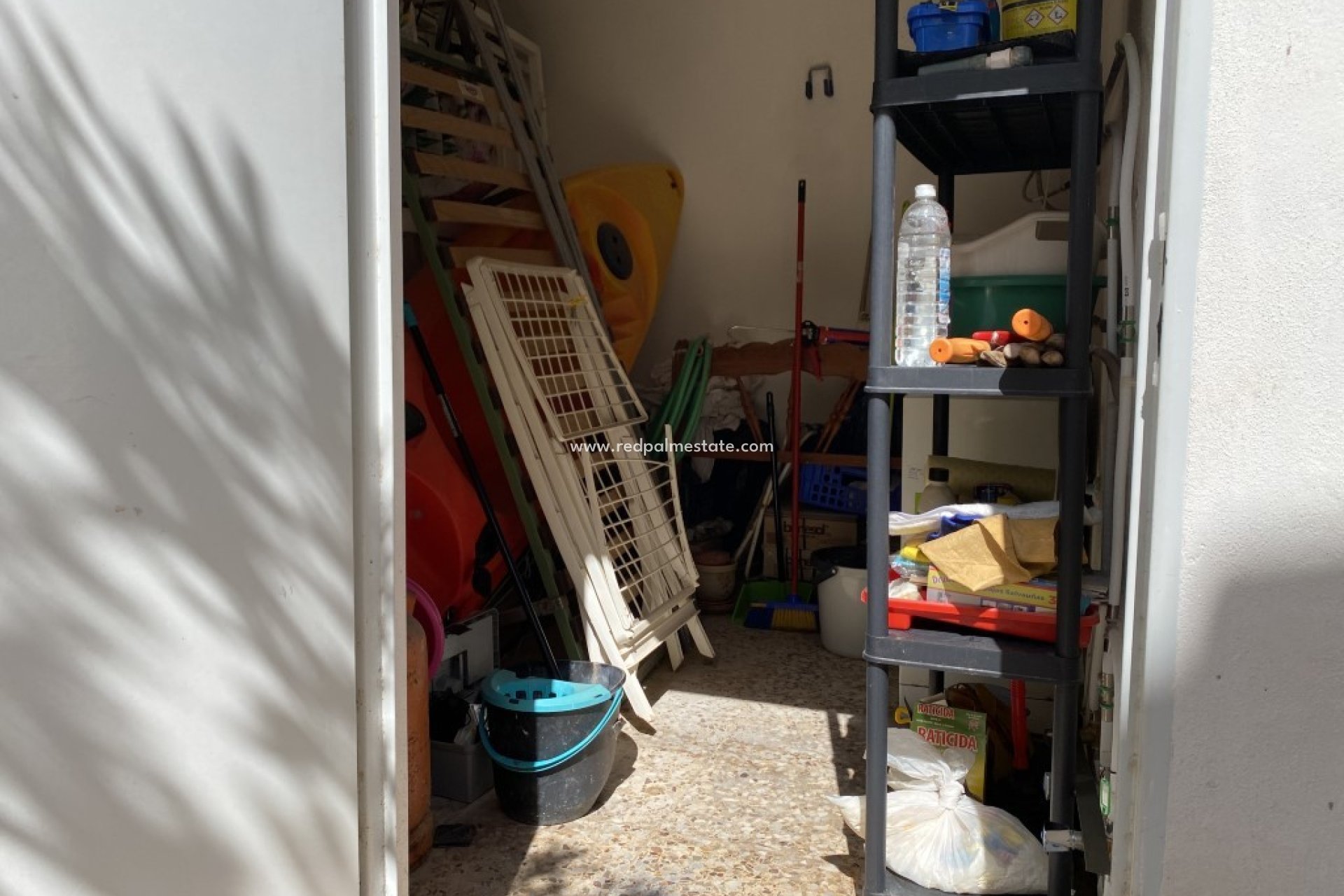 Resale - Villa -
Los Nietos