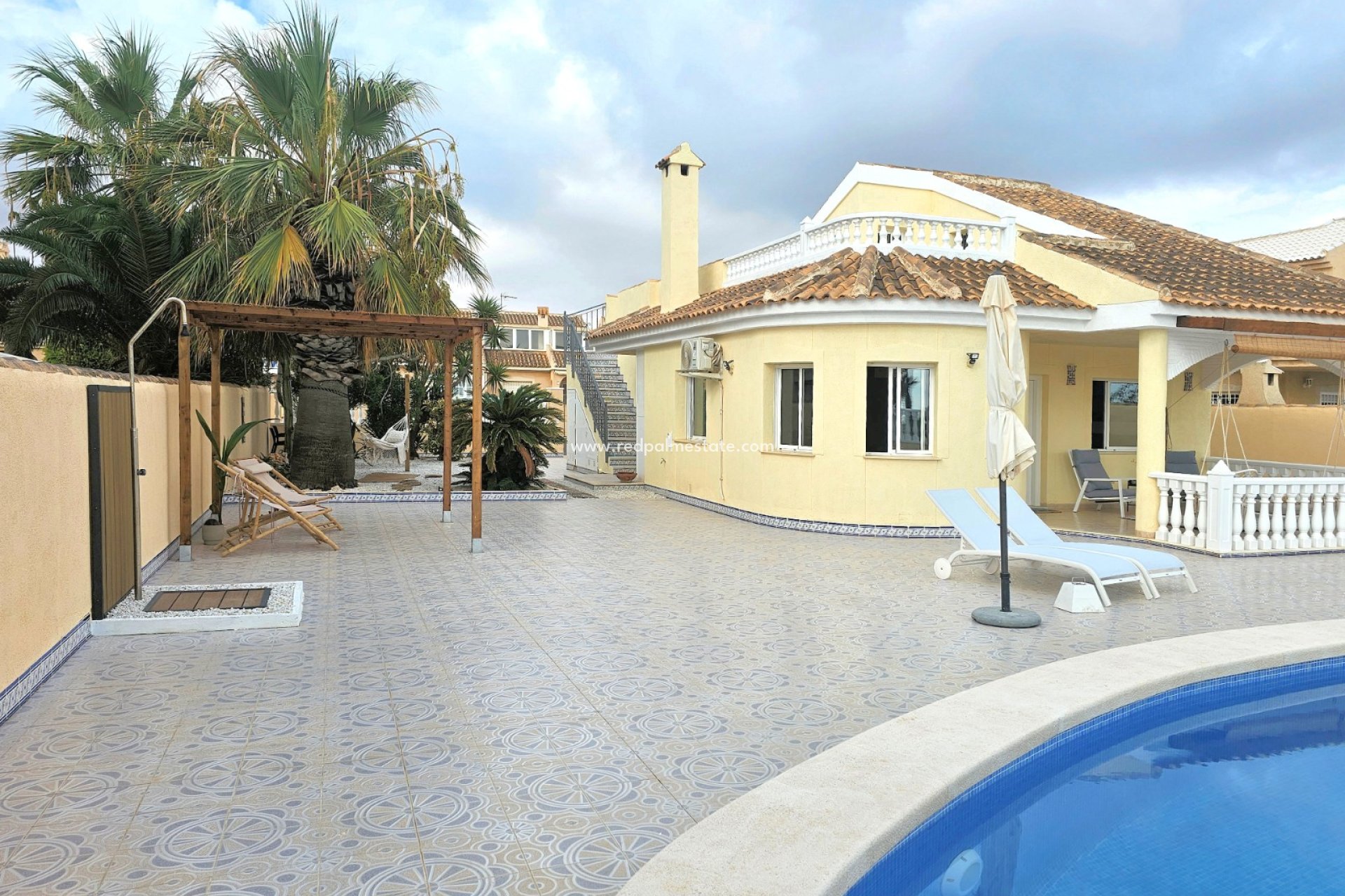 Resale - Villa -
Los Urrutias - Estrella De Mar