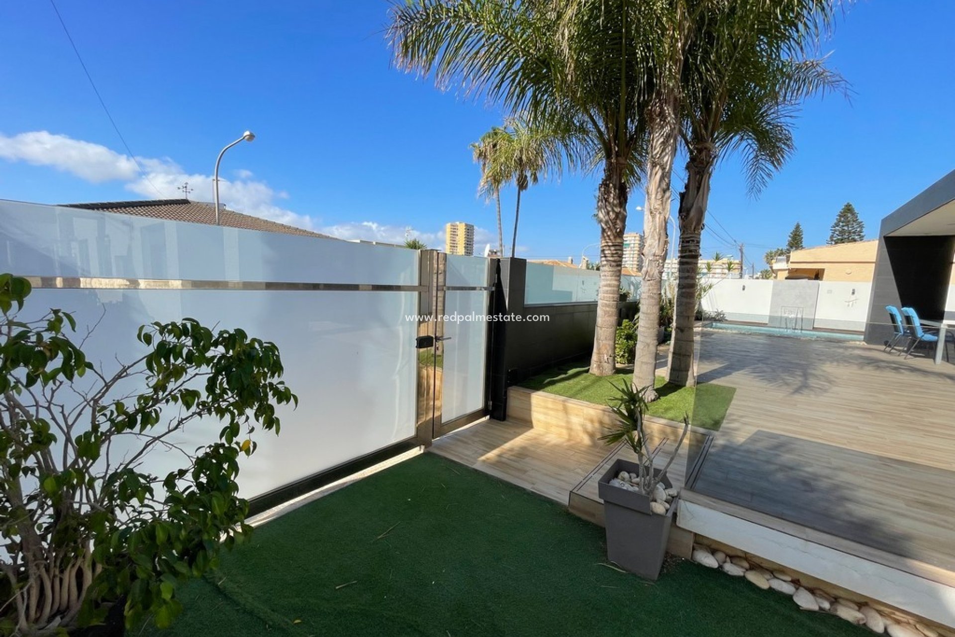 Resale - Villa -
Mar de Cristal - Mar de cristal