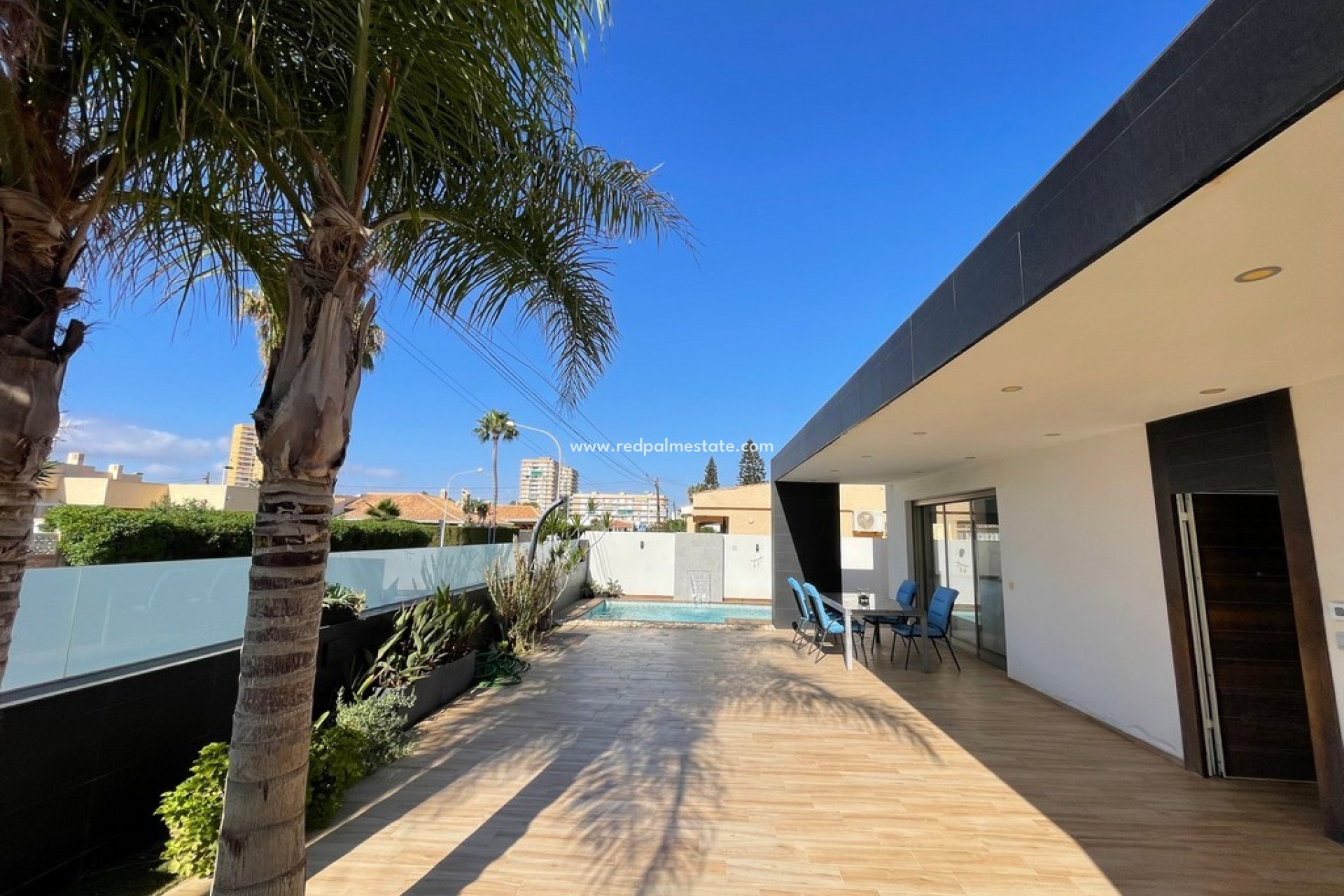 Resale - Villa -
Mar de Cristal - Mar de cristal