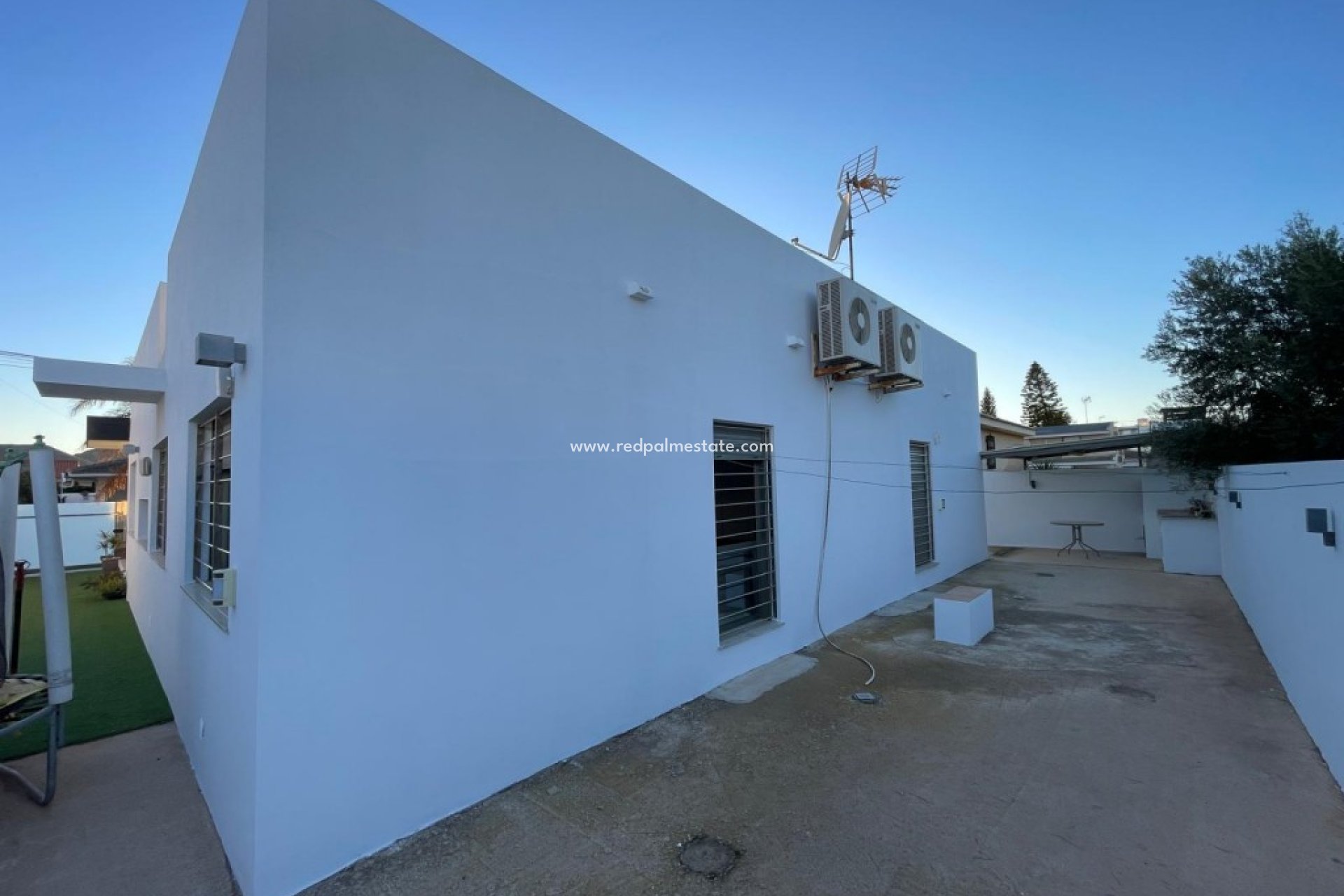 Resale - Villa -
Mar de Cristal - Mar de cristal