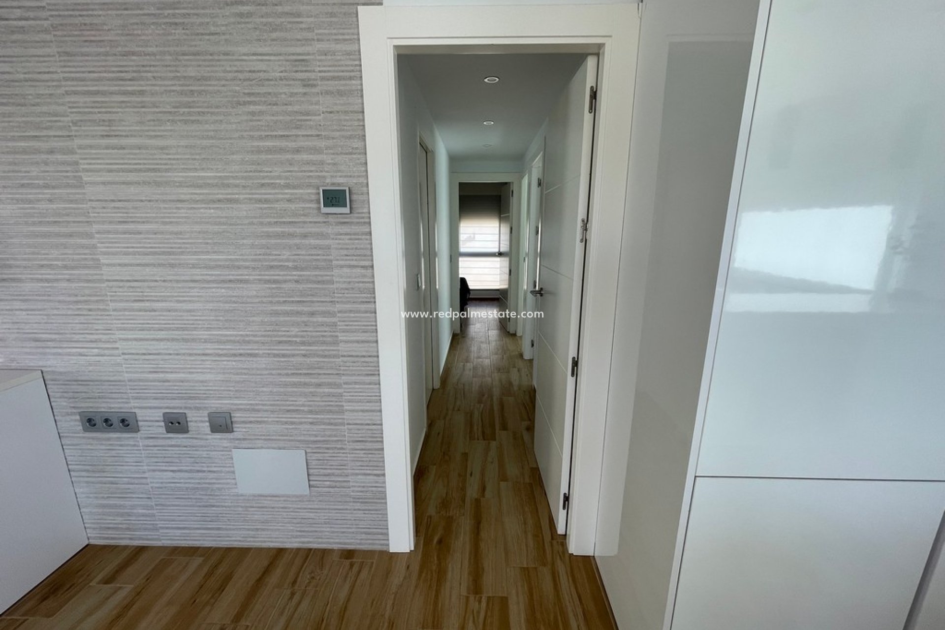 Resale - Villa -
Mar de Cristal - Mar de cristal