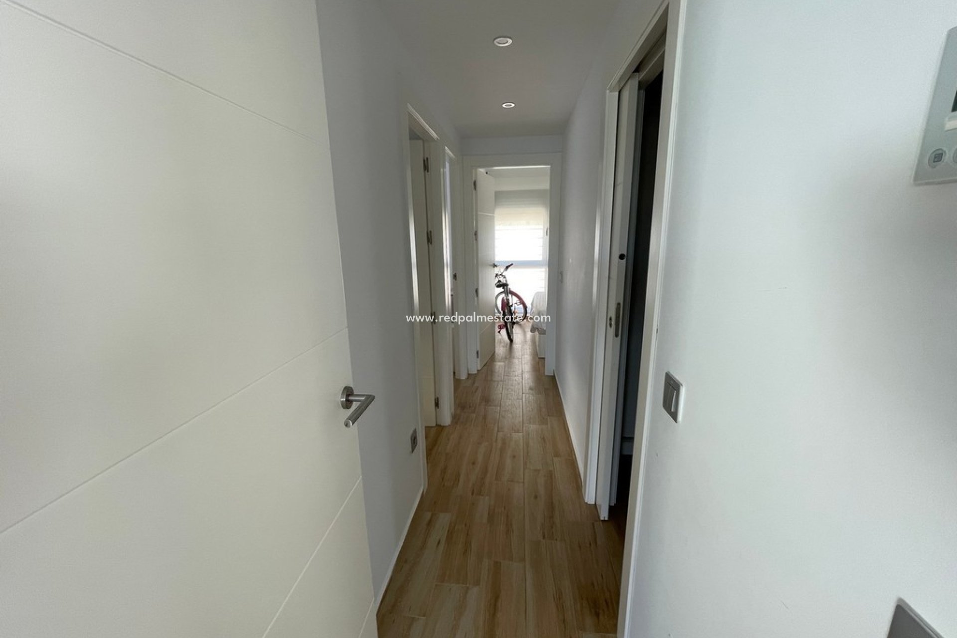 Resale - Villa -
Mar de Cristal - Mar de cristal