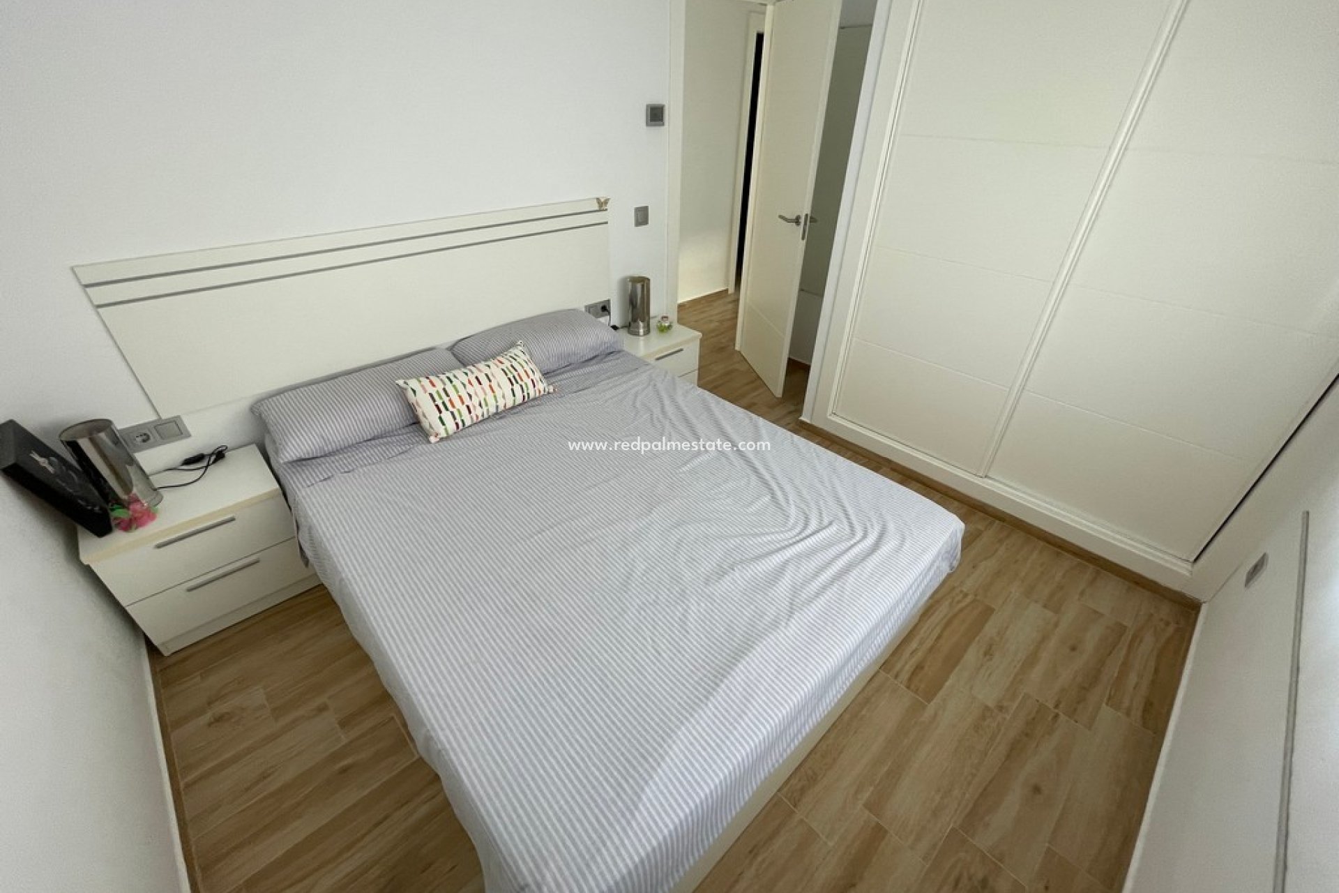 Resale - Villa -
Mar de Cristal - Mar de cristal