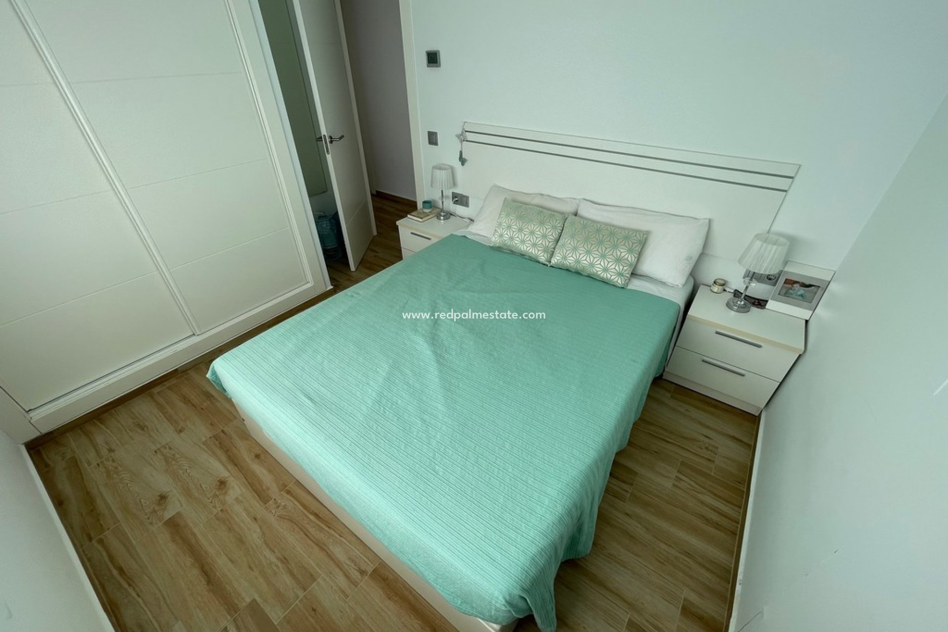 Resale - Villa -
Mar de Cristal - Mar de cristal