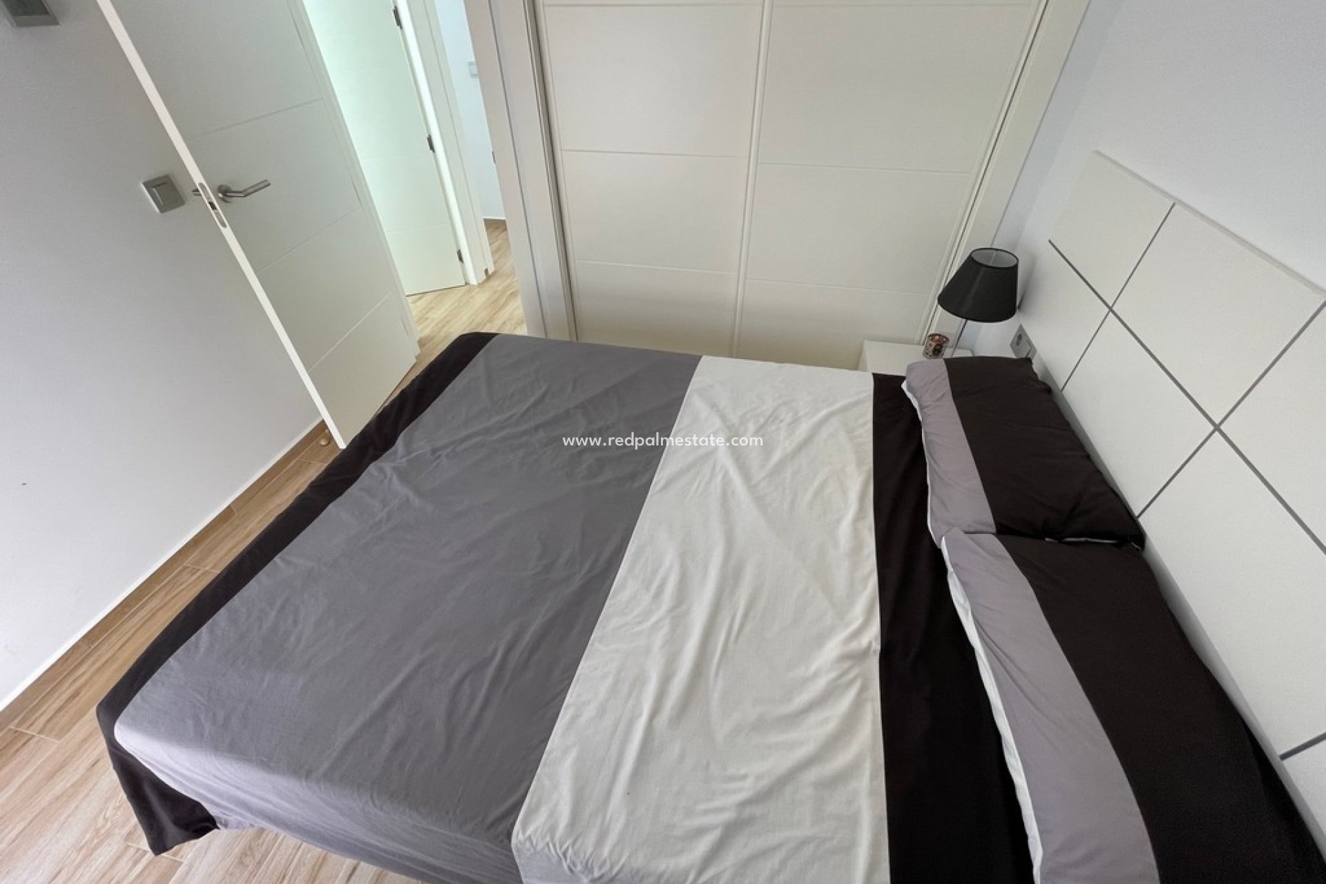 Resale - Villa -
Mar de Cristal - Mar de cristal