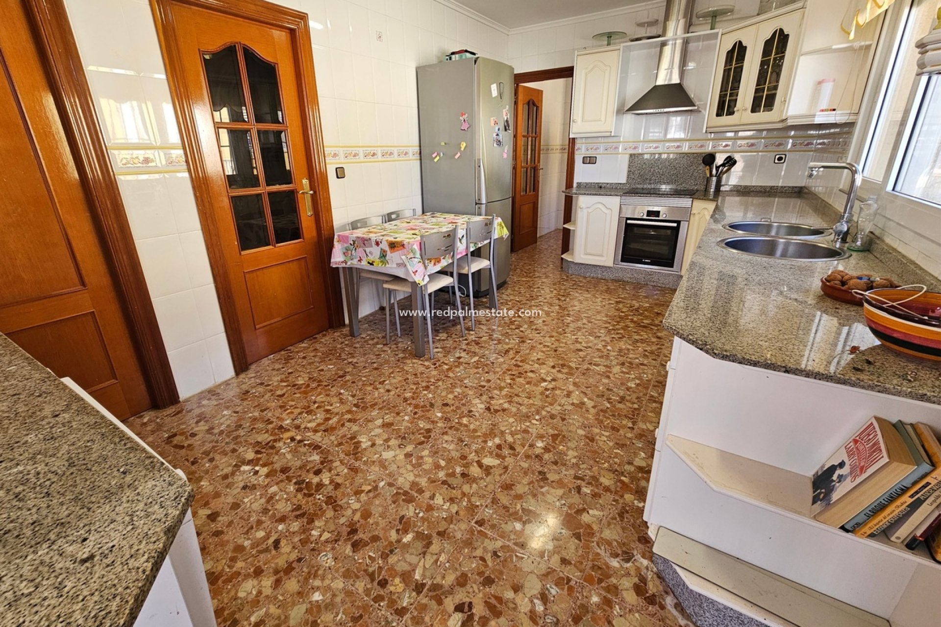 Resale - Villa -
Mar de Cristal - Mar de cristal