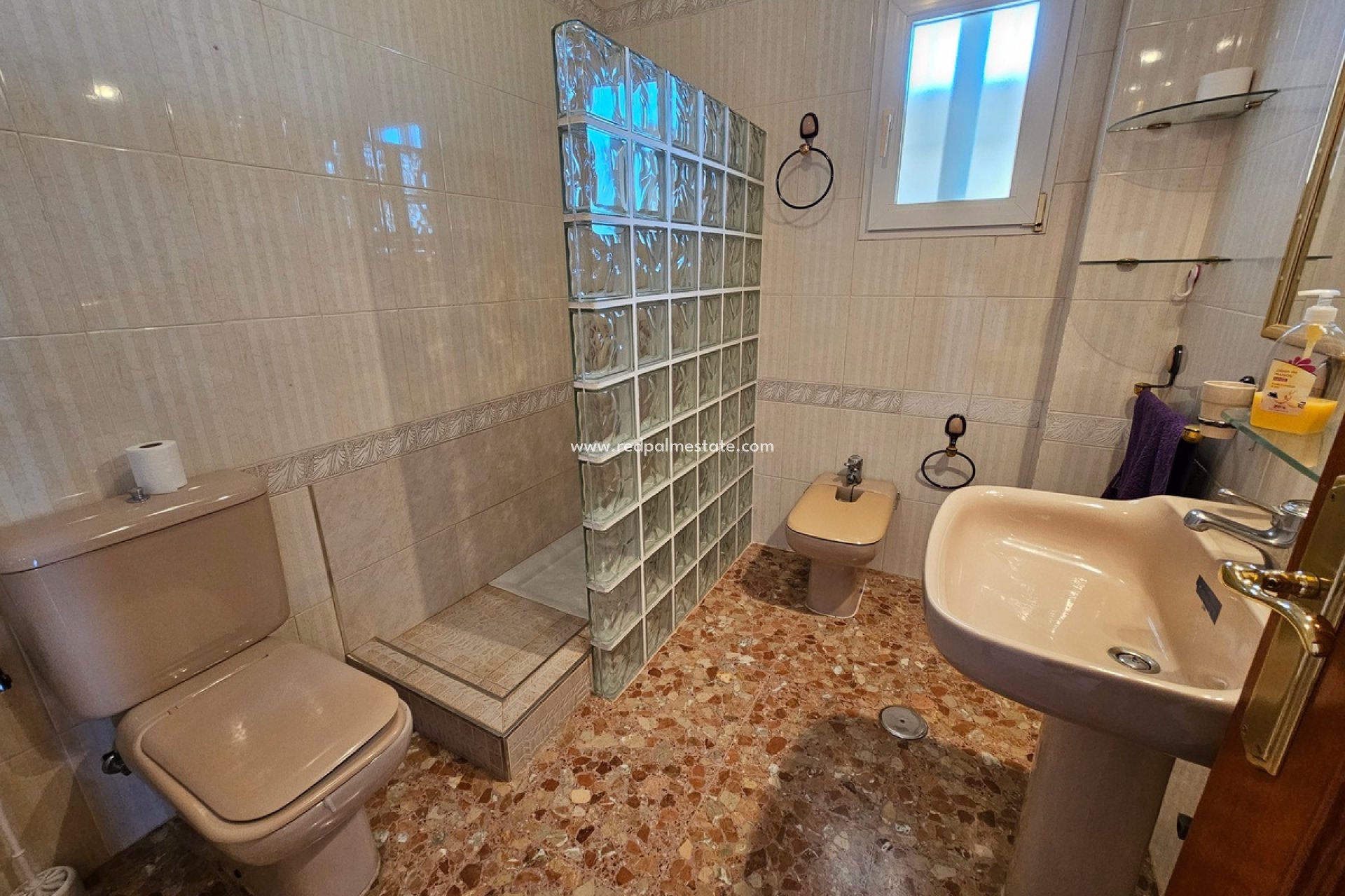 Resale - Villa -
Mar de Cristal - Mar de cristal