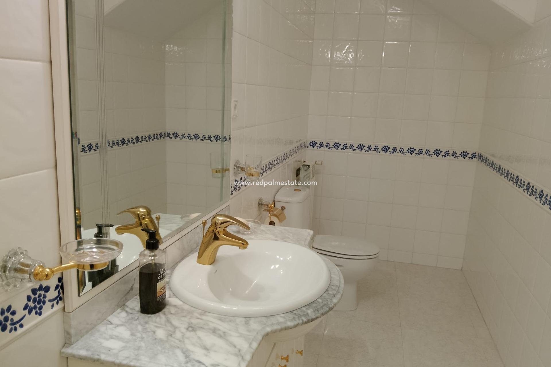 Resale - Villa -
Mazarron - Bolnuevo