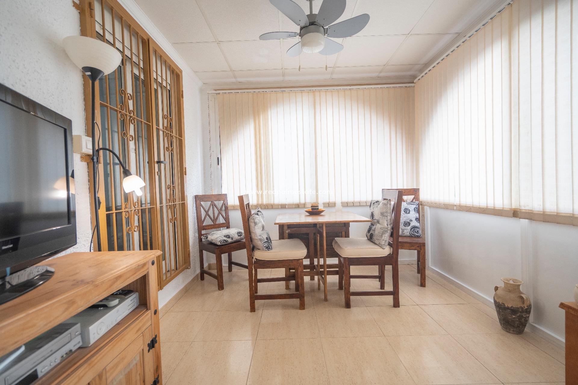 Resale - Villa -
Mazarron - Camposol