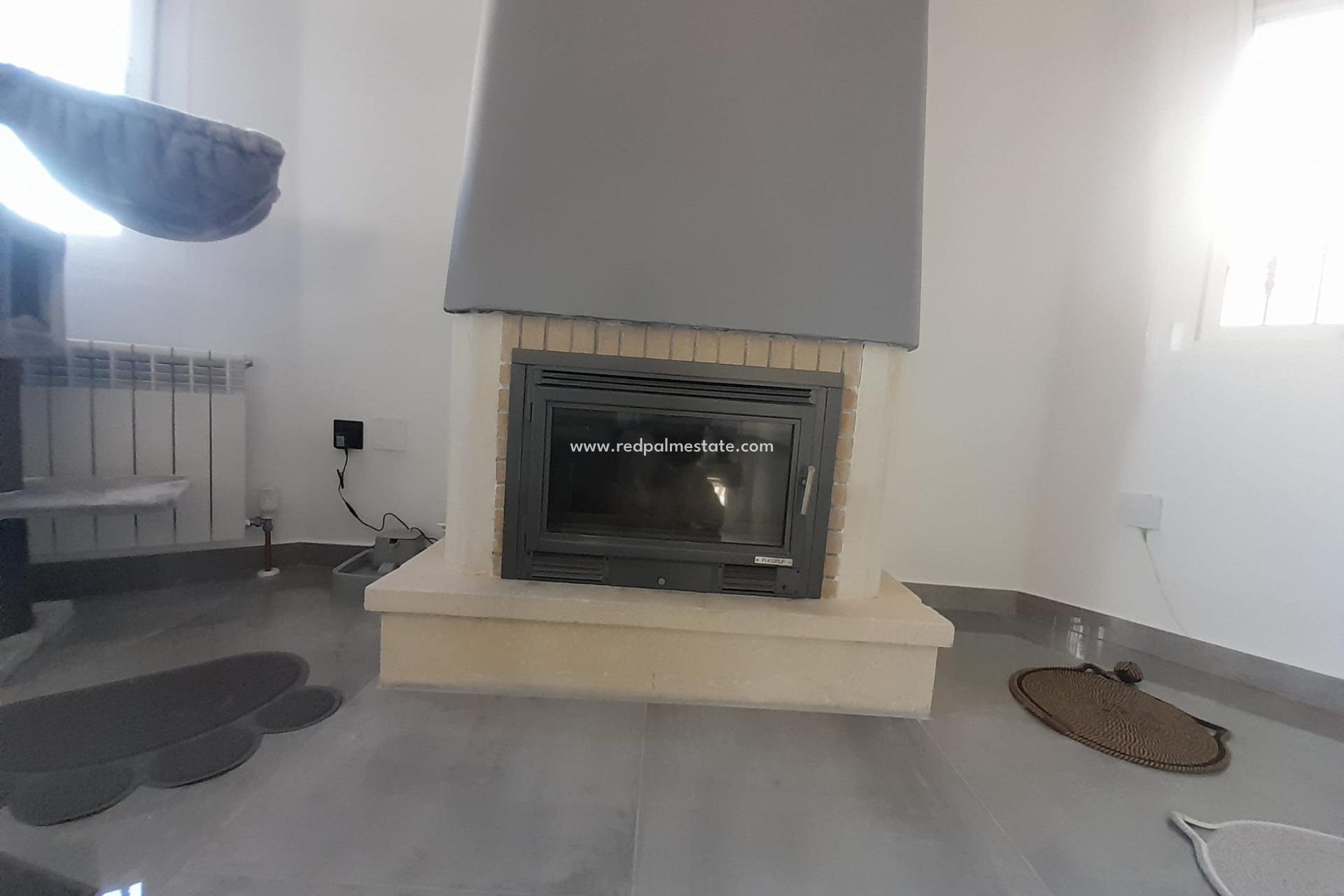 Resale - Villa -
Mazarron - Camposol