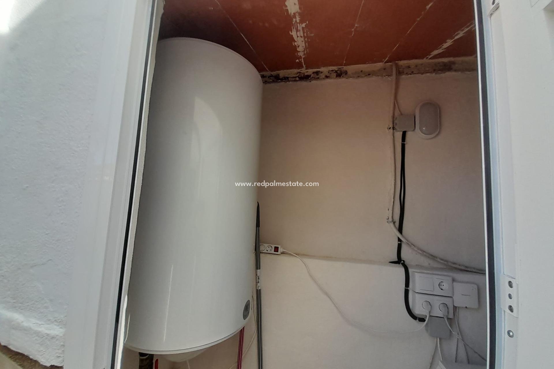 Resale - Villa -
Mazarron - Camposol