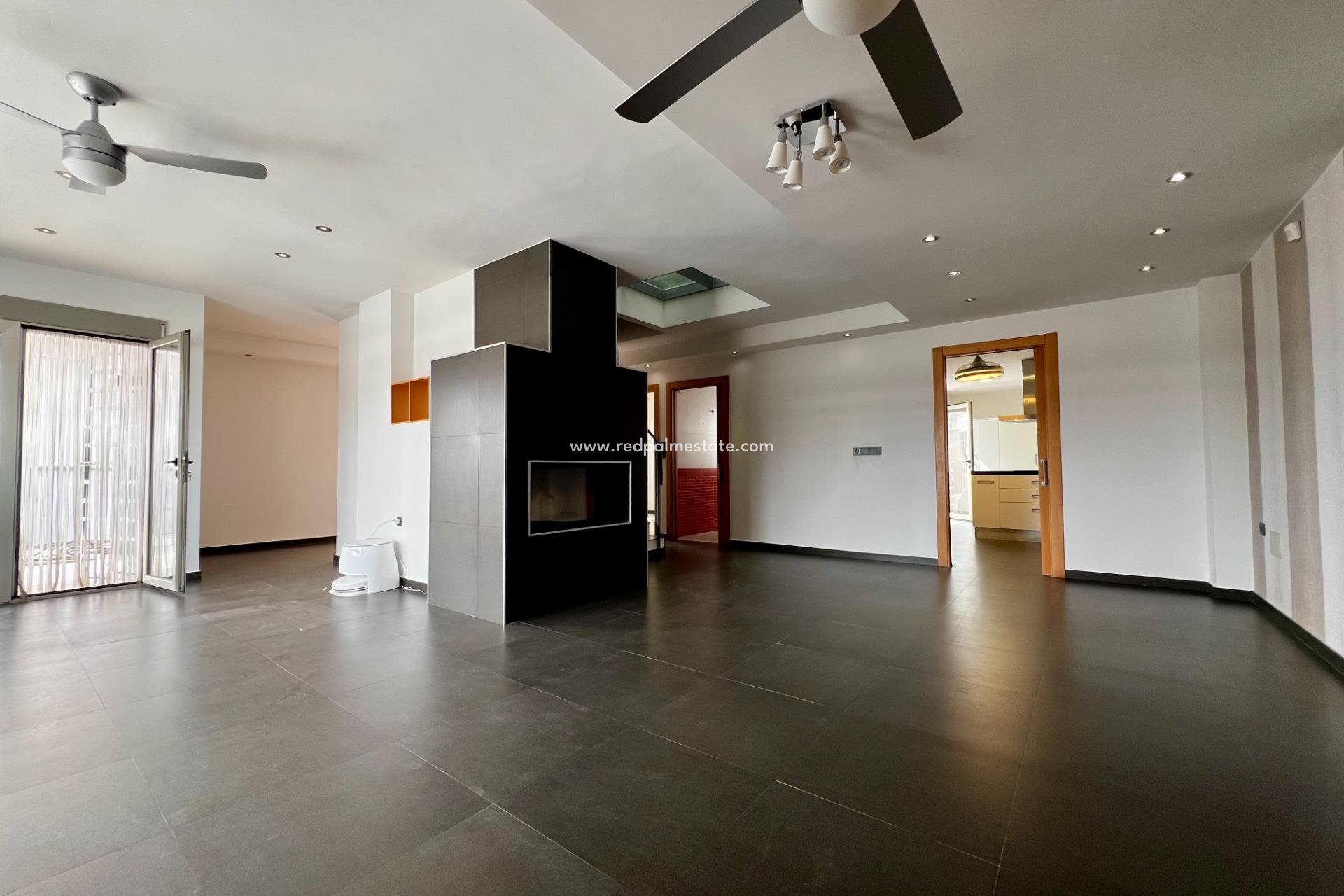 Resale - Villa -
Mazarron - El Alamillo