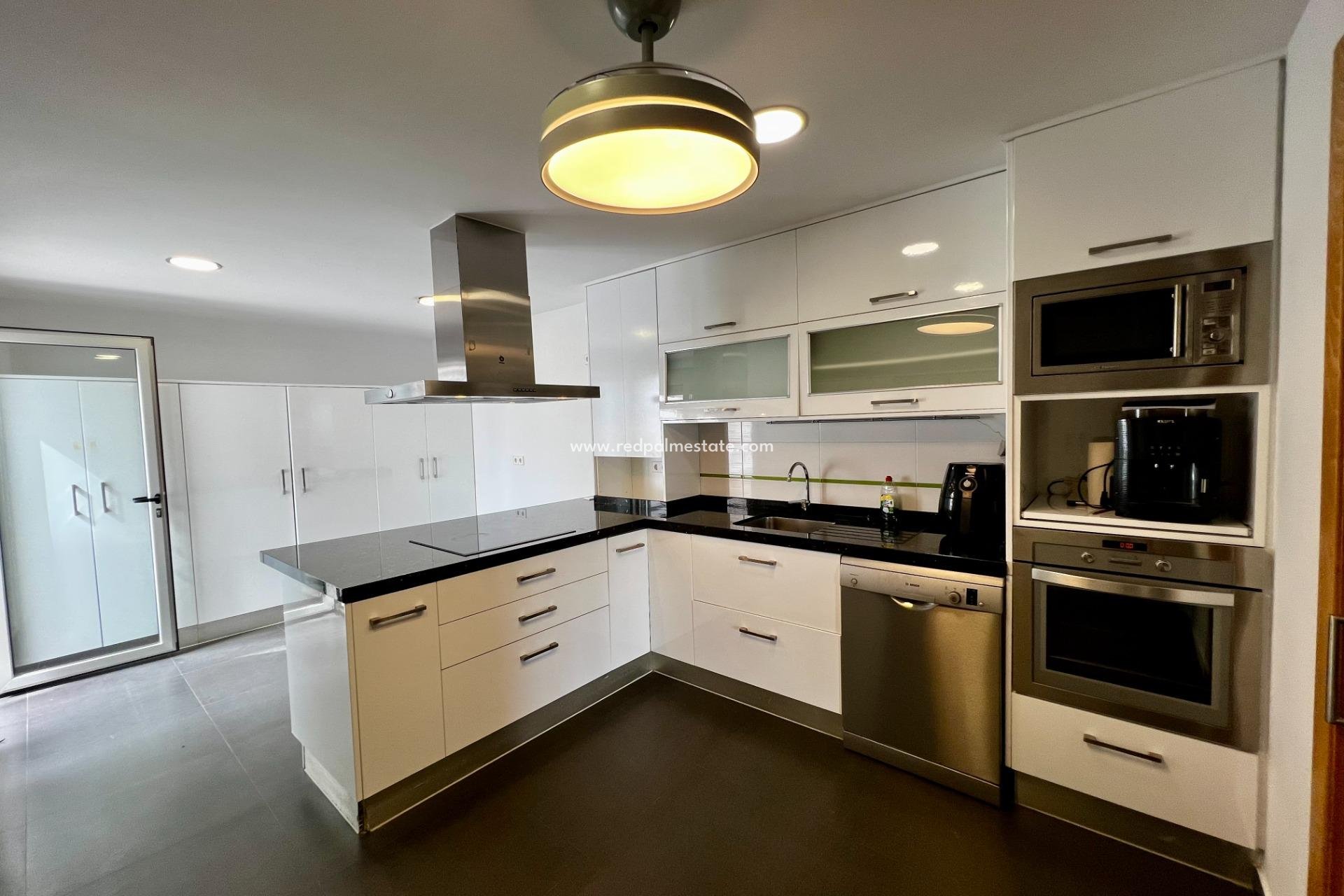 Resale - Villa -
Mazarron - El Alamillo