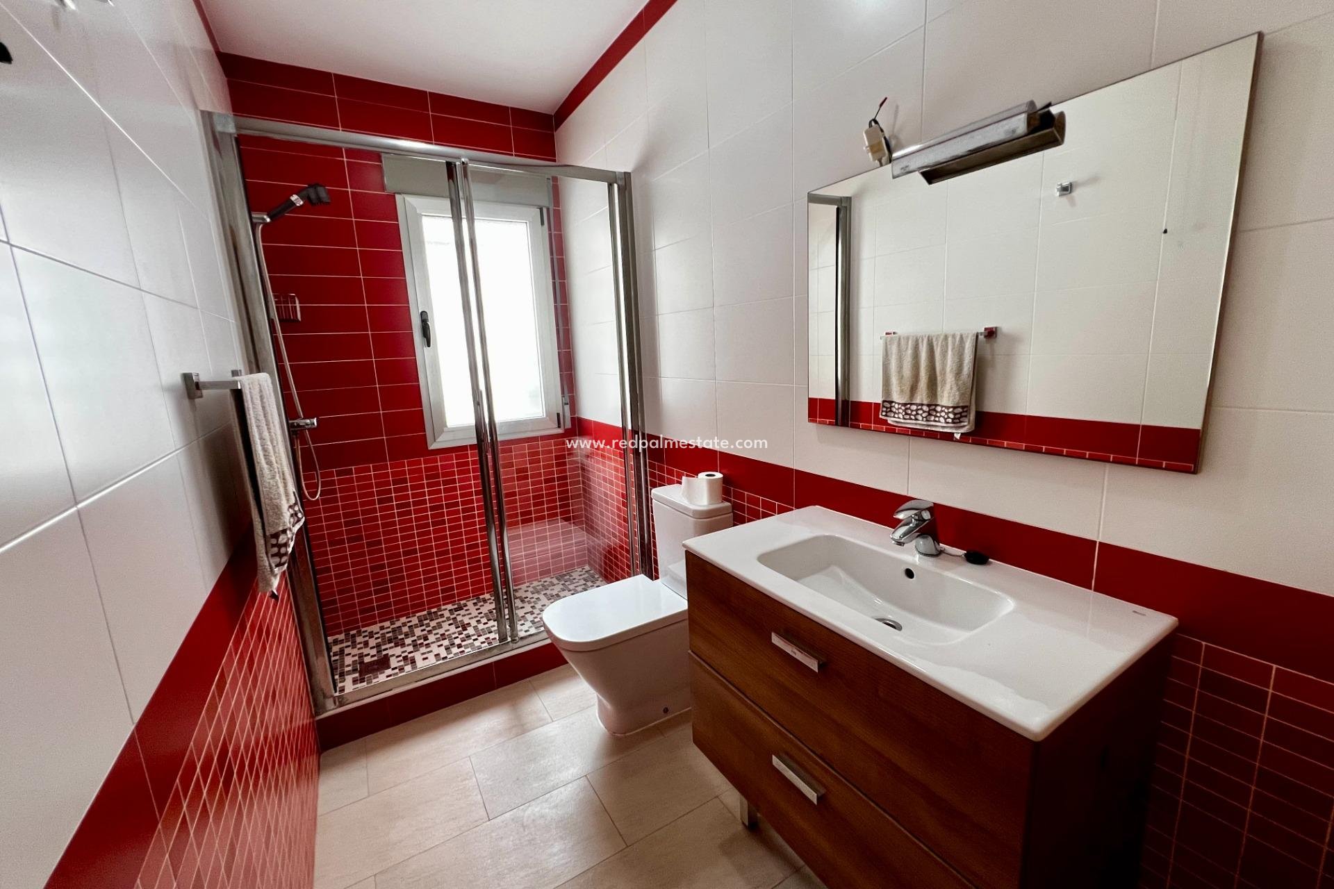 Resale - Villa -
Mazarron - El Alamillo