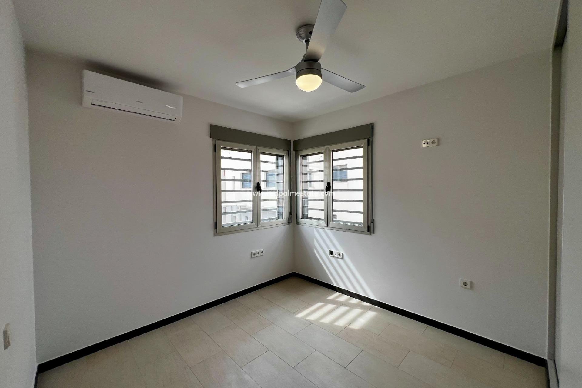 Resale - Villa -
Mazarron - El Alamillo