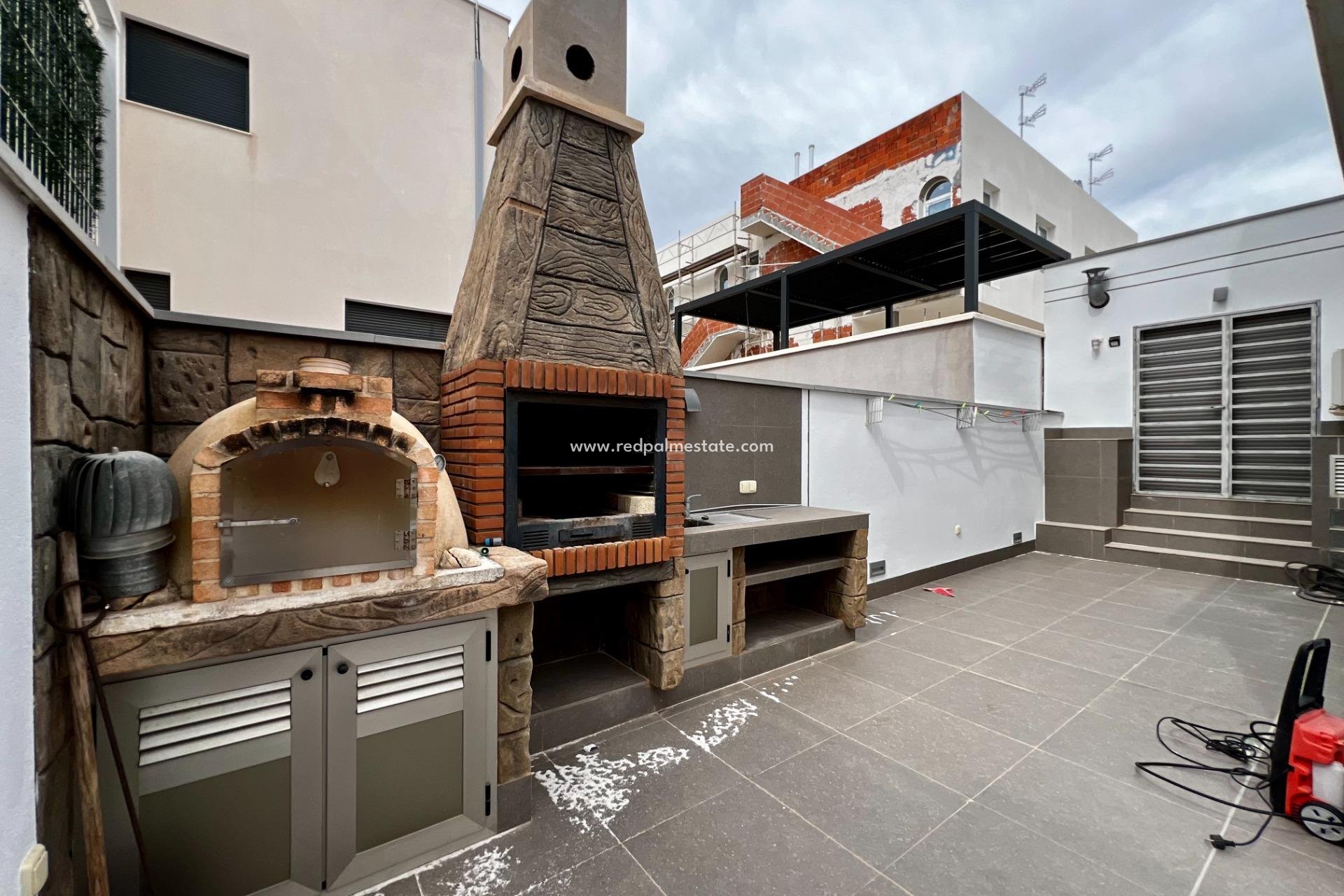 Resale - Villa -
Mazarron - El Alamillo