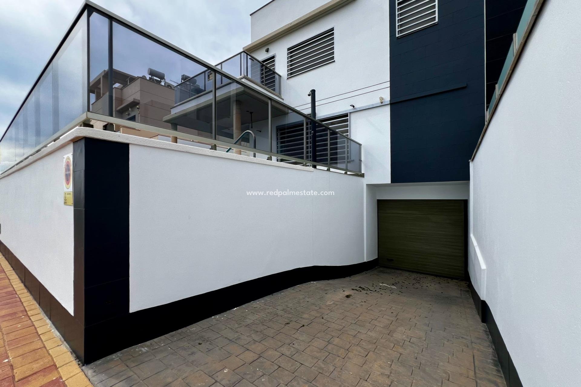 Resale - Villa -
Mazarron - El Alamillo