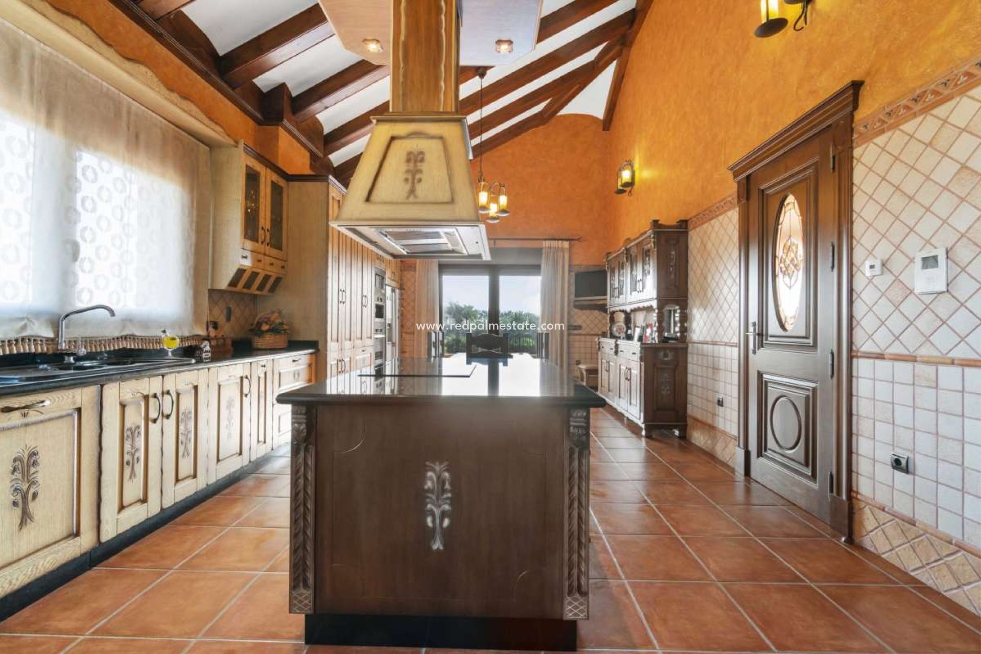 Resale - Villa -
Molins - Inland