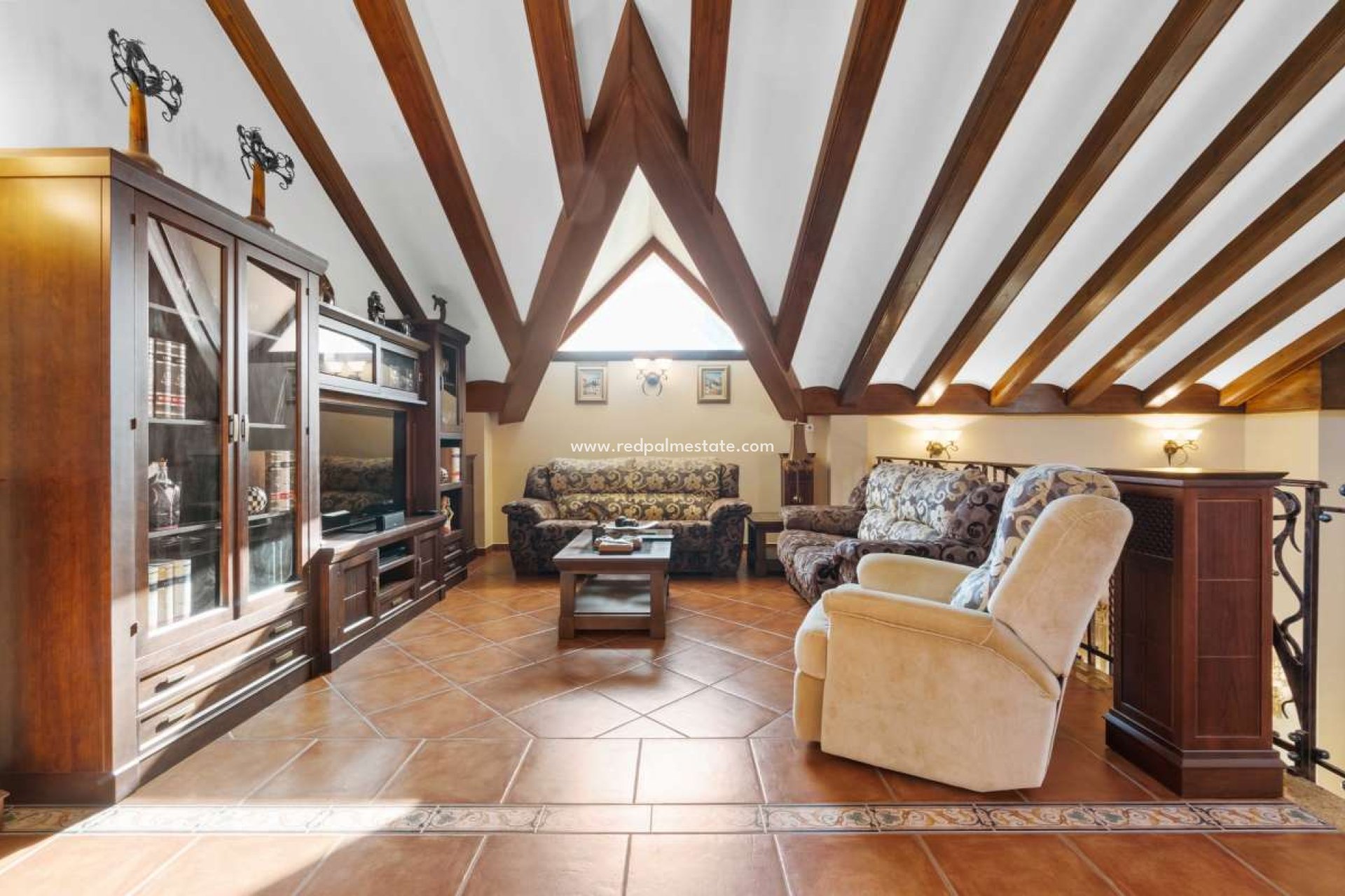 Resale - Villa -
Molins - Inland