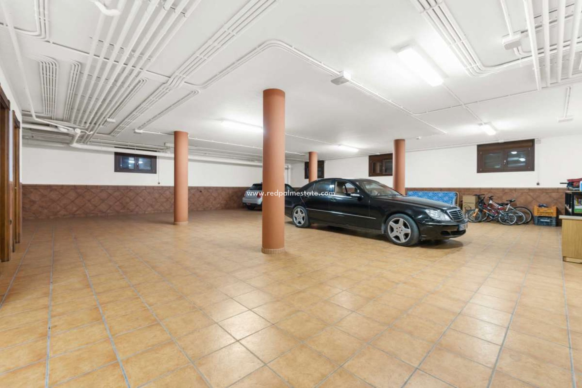 Resale - Villa -
Molins - Inland