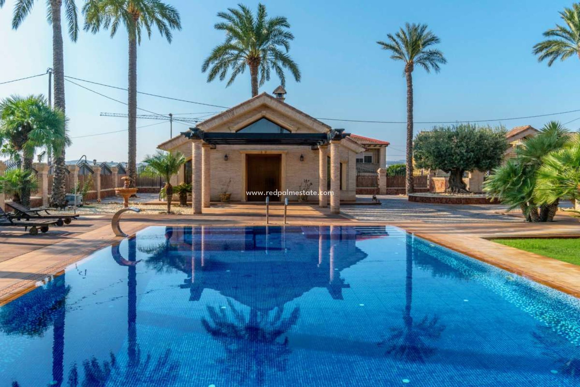 Resale - Villa -
Molins - Inland