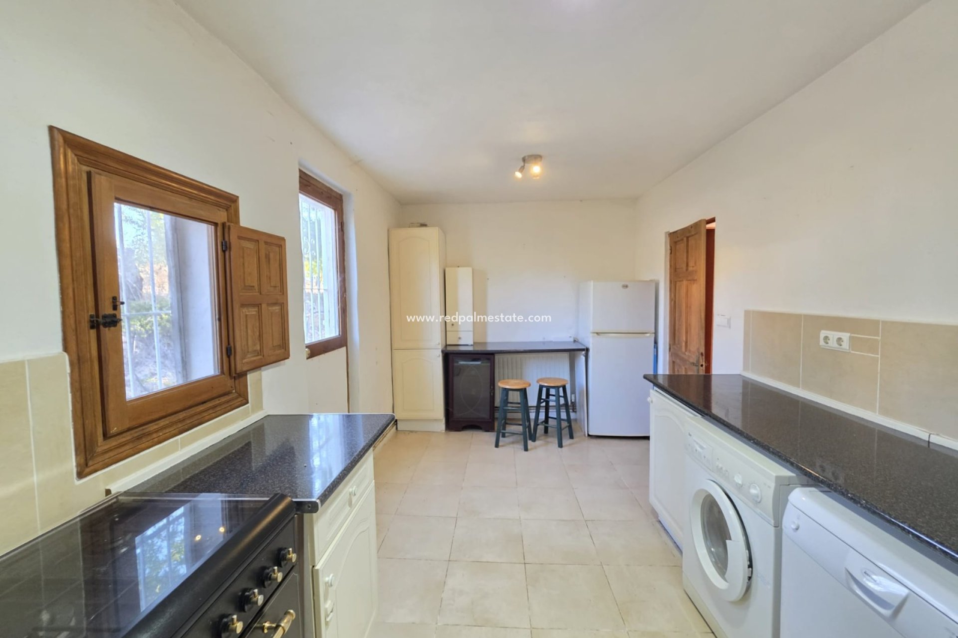 Resale - Villa -
Monóvar/Monóver - Inland