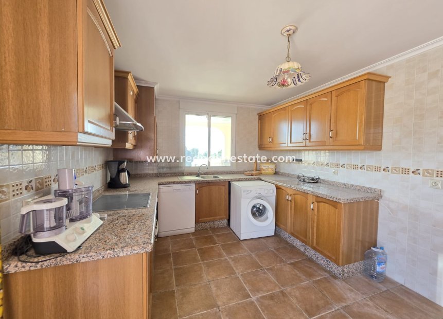 Resale - Villa -
Monóvar/Monóver - Inland