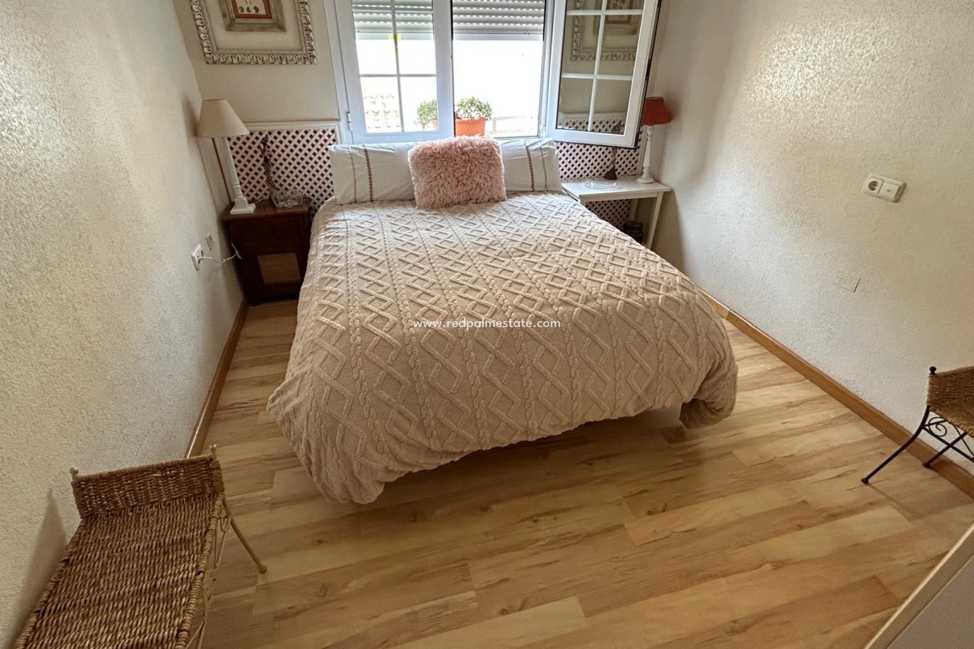 Resale - Villa -
Montesinos - Costa Blanca