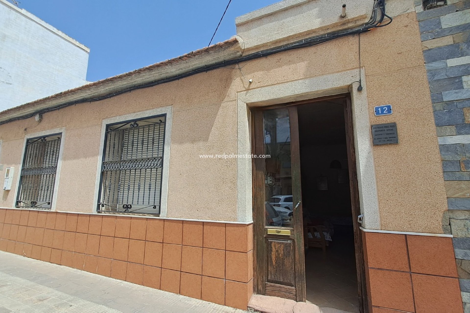 Resale - Villa -
Montesinos - Costa Blanca