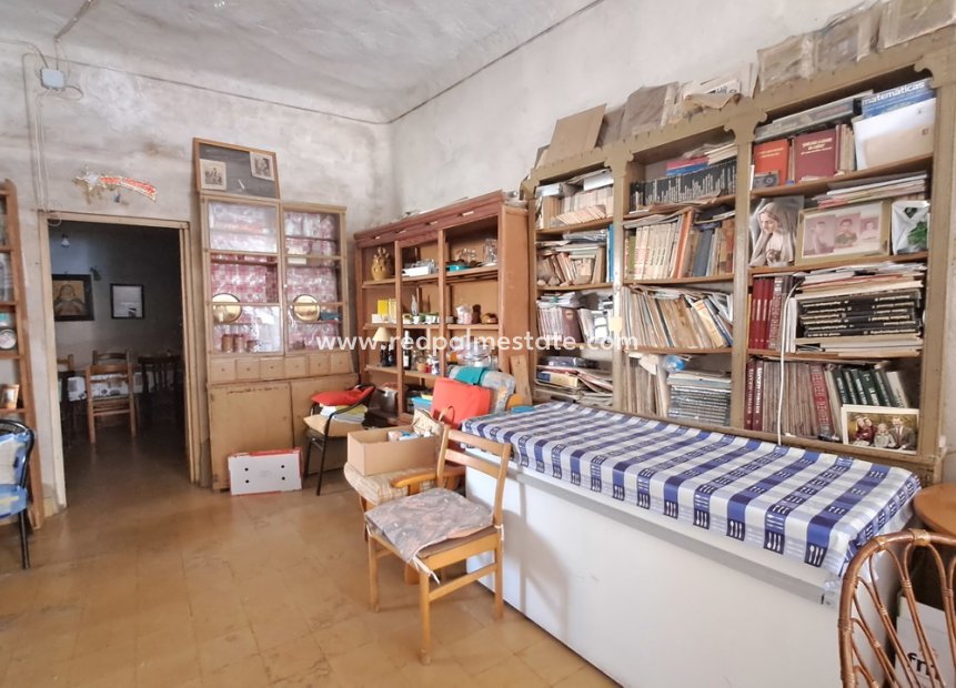 Resale - Villa -
Montesinos - Costa Blanca