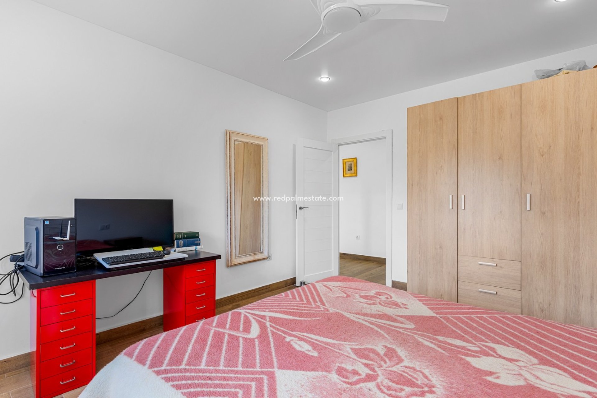 Resale - Villa -
Montesinos - Costa Blanca