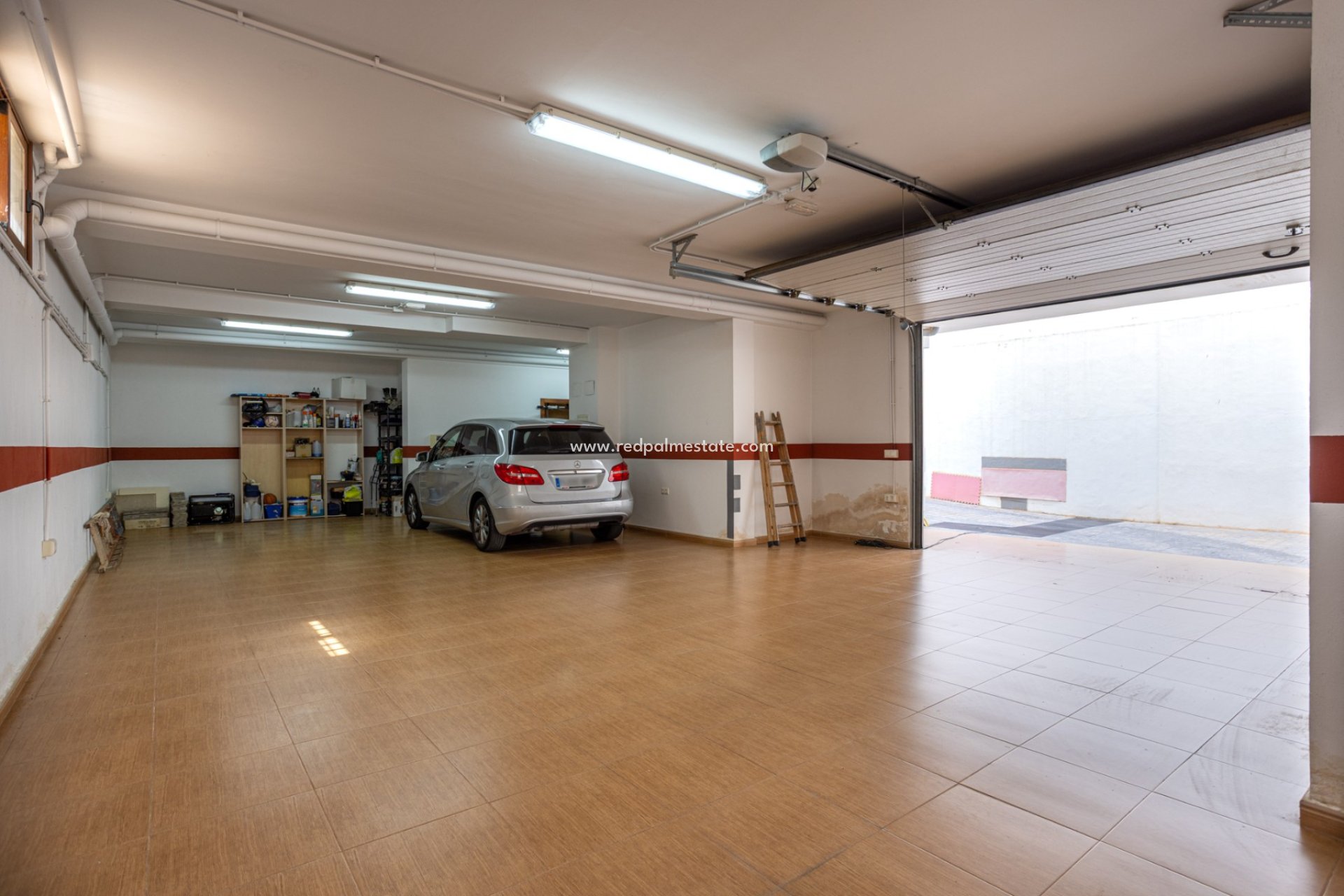 Resale - Villa -
Montesinos - Costa Blanca