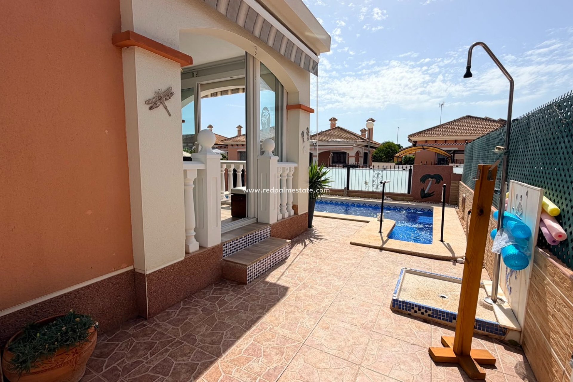 Resale - Villa -
Montesinos - La Herada