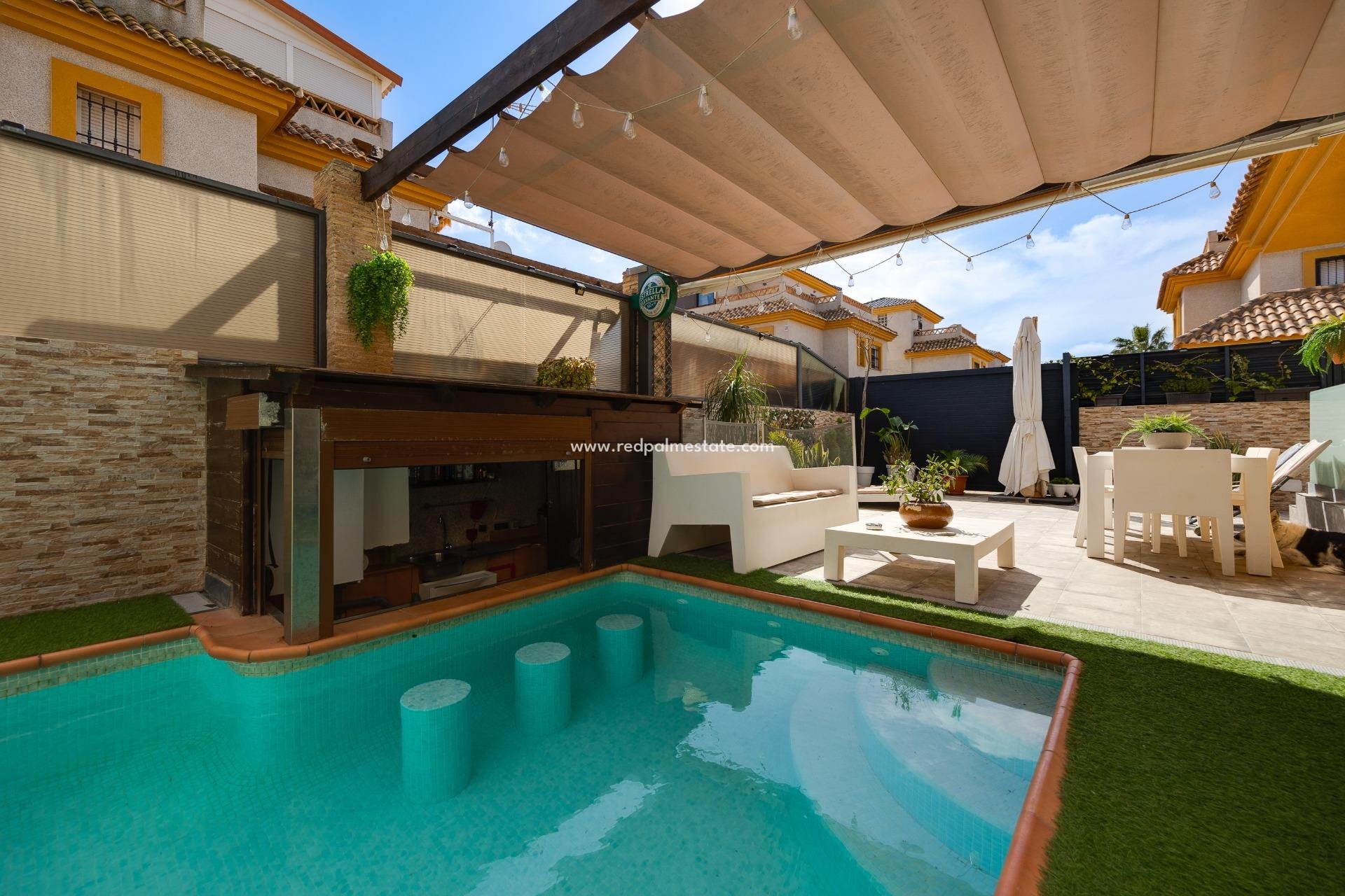 Resale - Villa -
Montesinos - La Herada