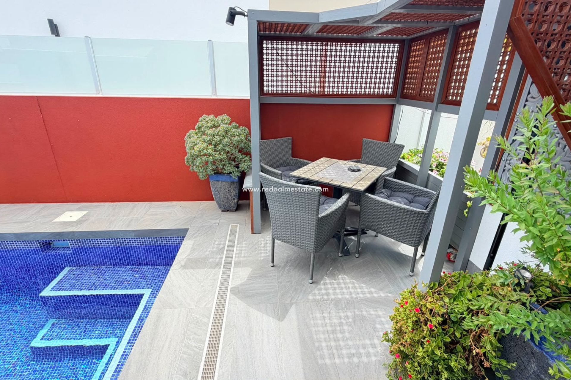 Resale - Villa -
Montesinos - La Herada