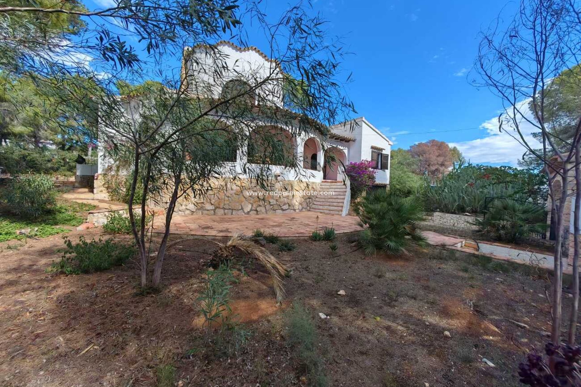 Resale - Villa -
Moraira