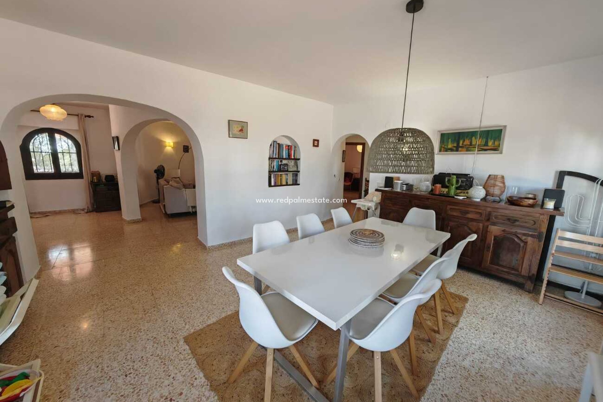 Resale - Villa -
Moraira