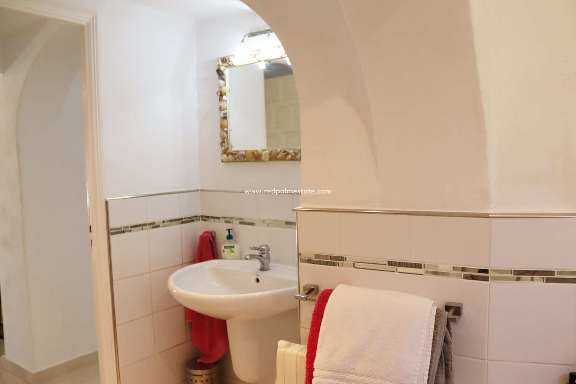 Resale - Villa -
Orba - Inland