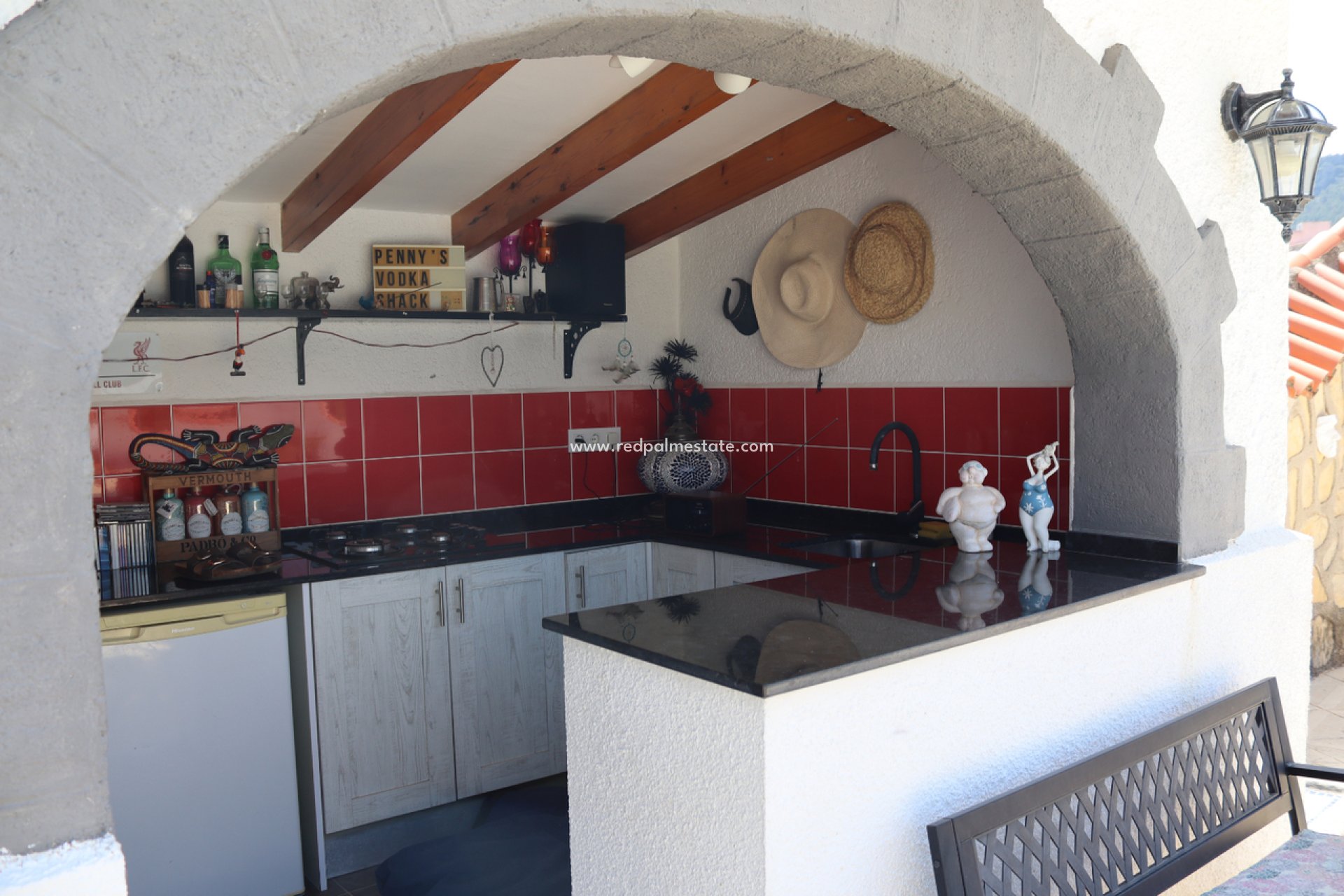 Resale - Villa -
Orba - Inland