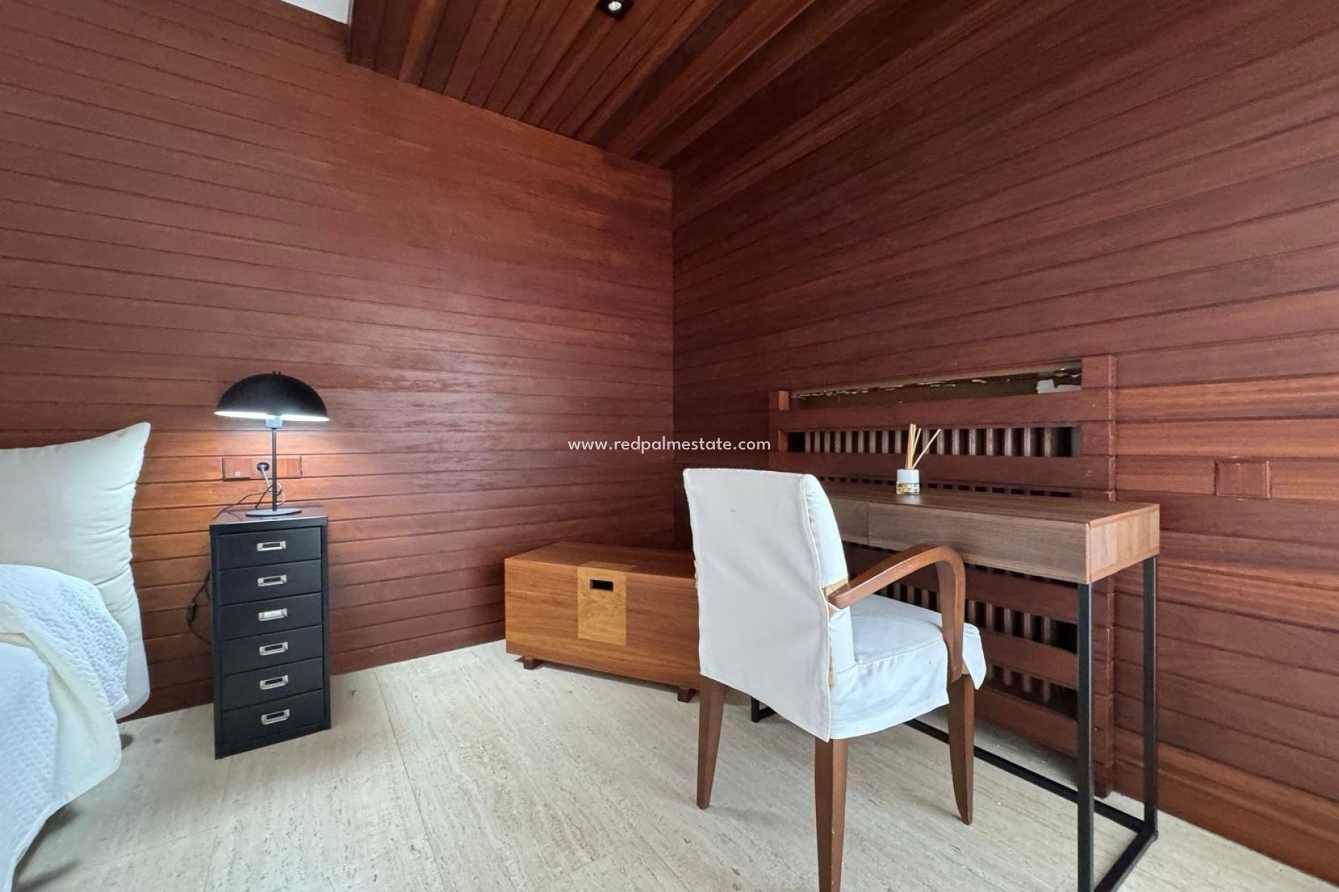 Resale - Villa -
Orihuela Costa - Altos de Campoamor