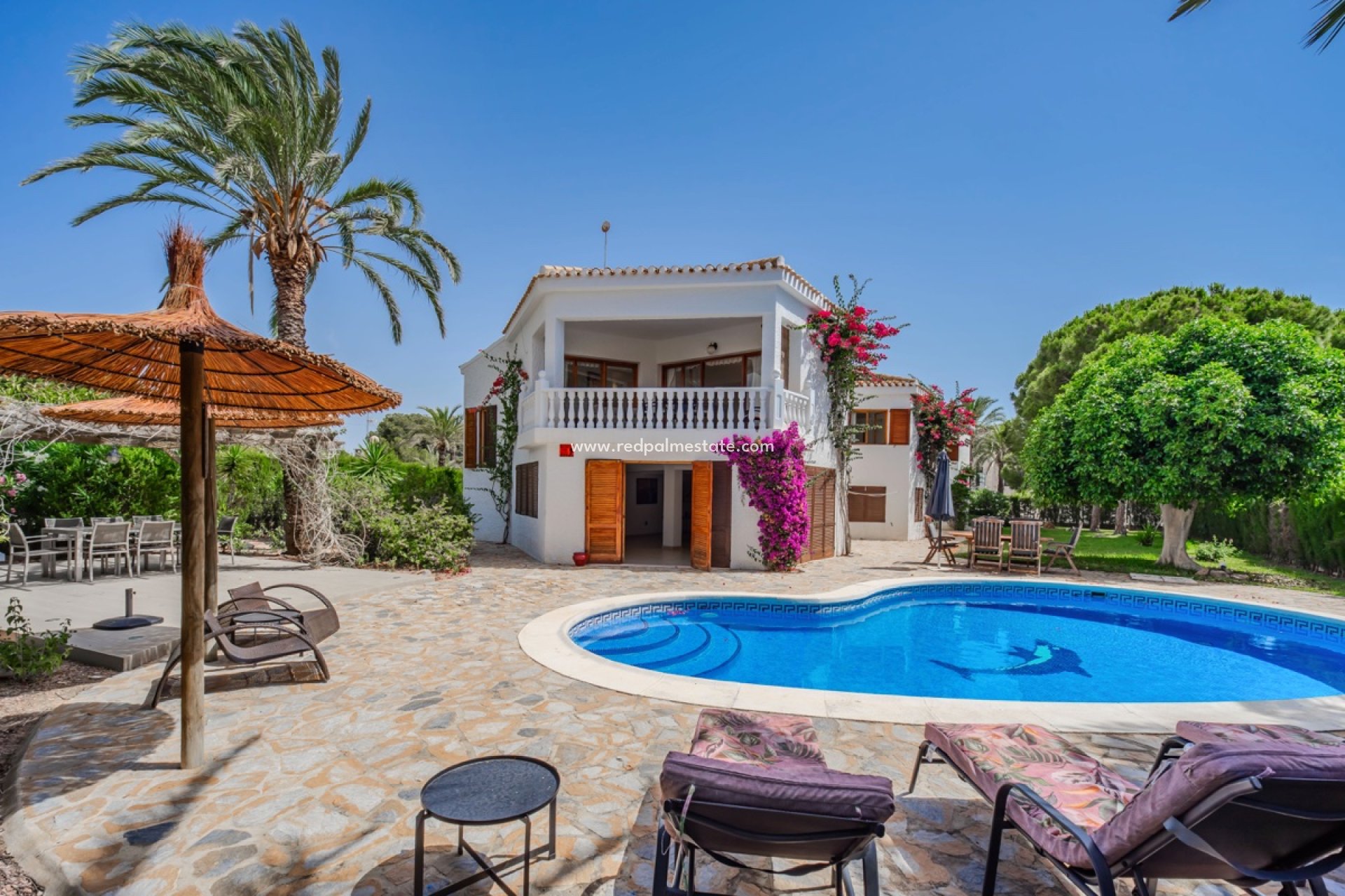Resale - Villa -
Orihuela Costa - Cabo Roig
