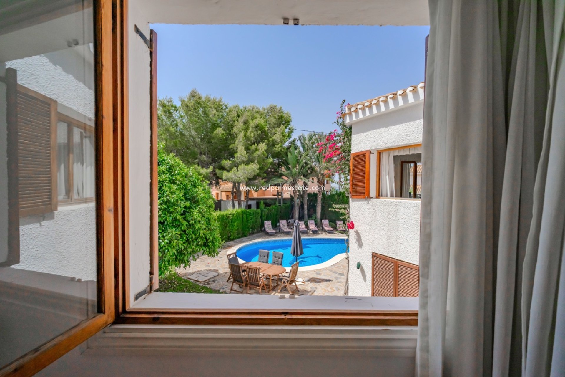 Resale - Villa -
Orihuela Costa - Cabo Roig