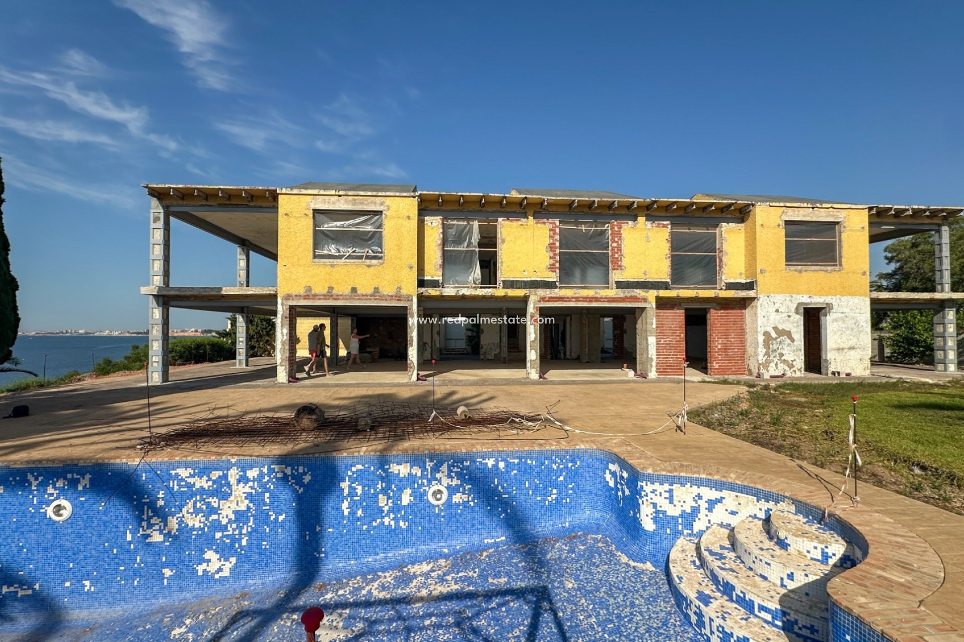 Resale - Villa -
Orihuela Costa - Cabo Roig